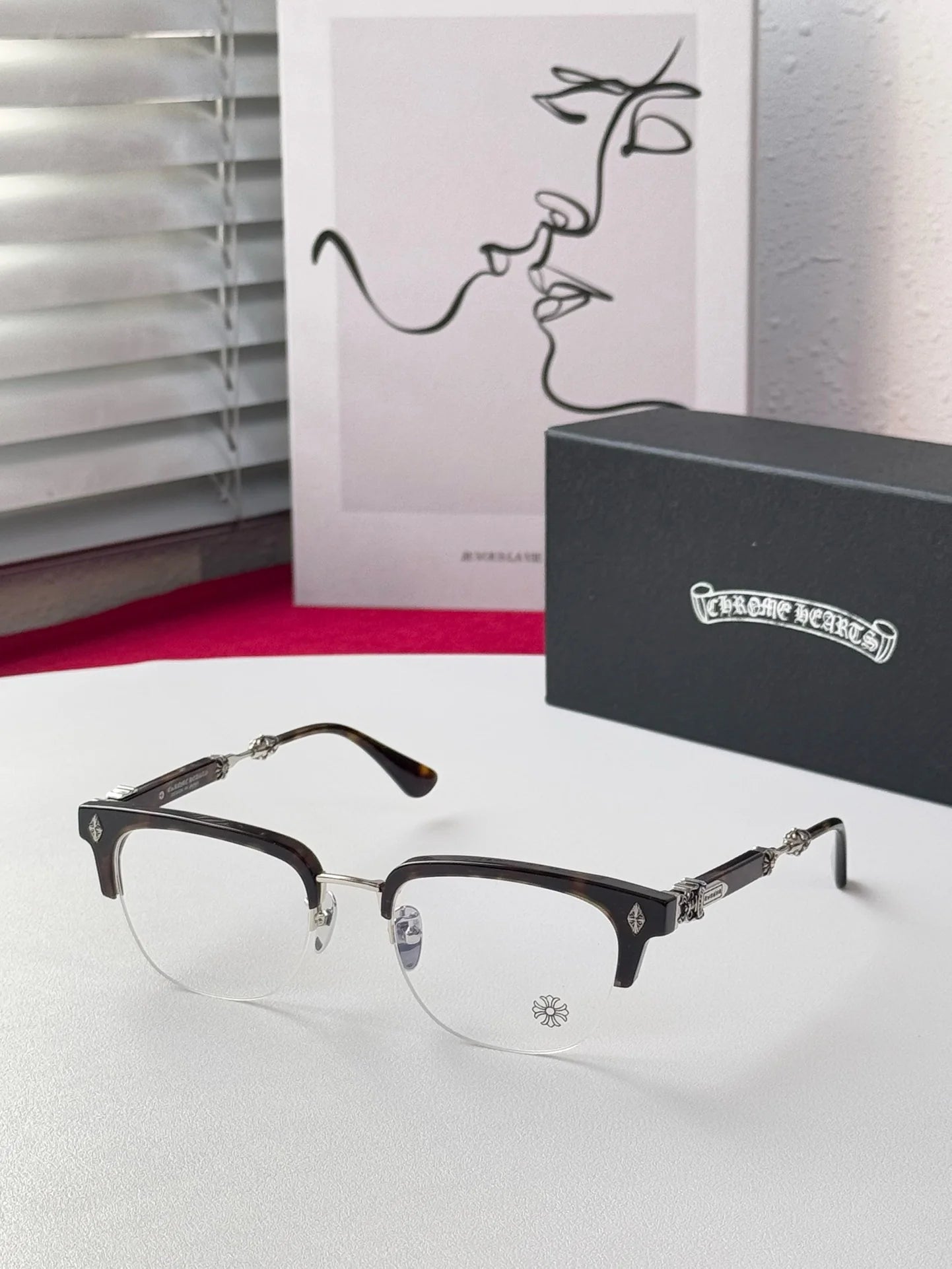 CH SUNGLASSES