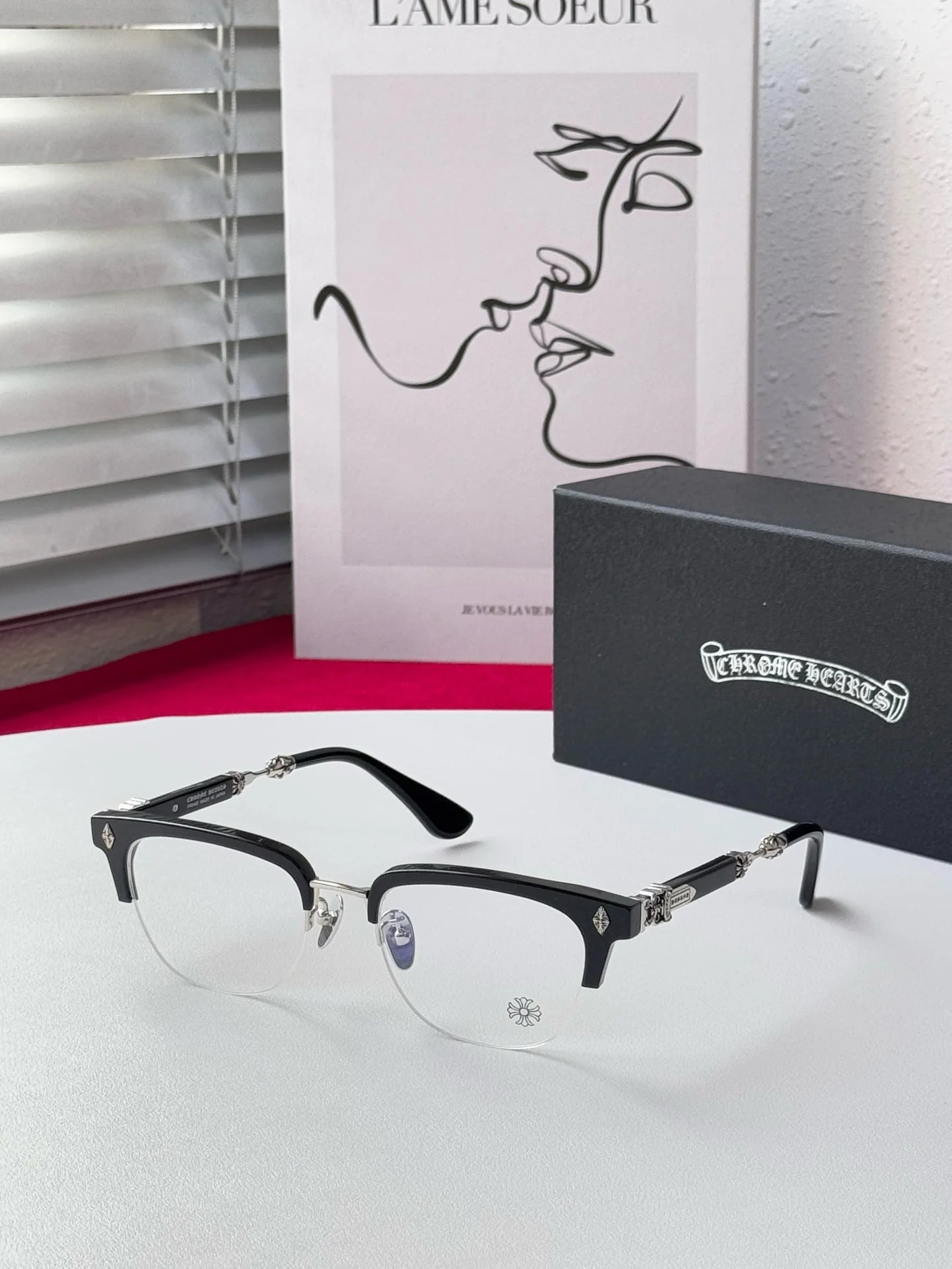 CH SUNGLASSES