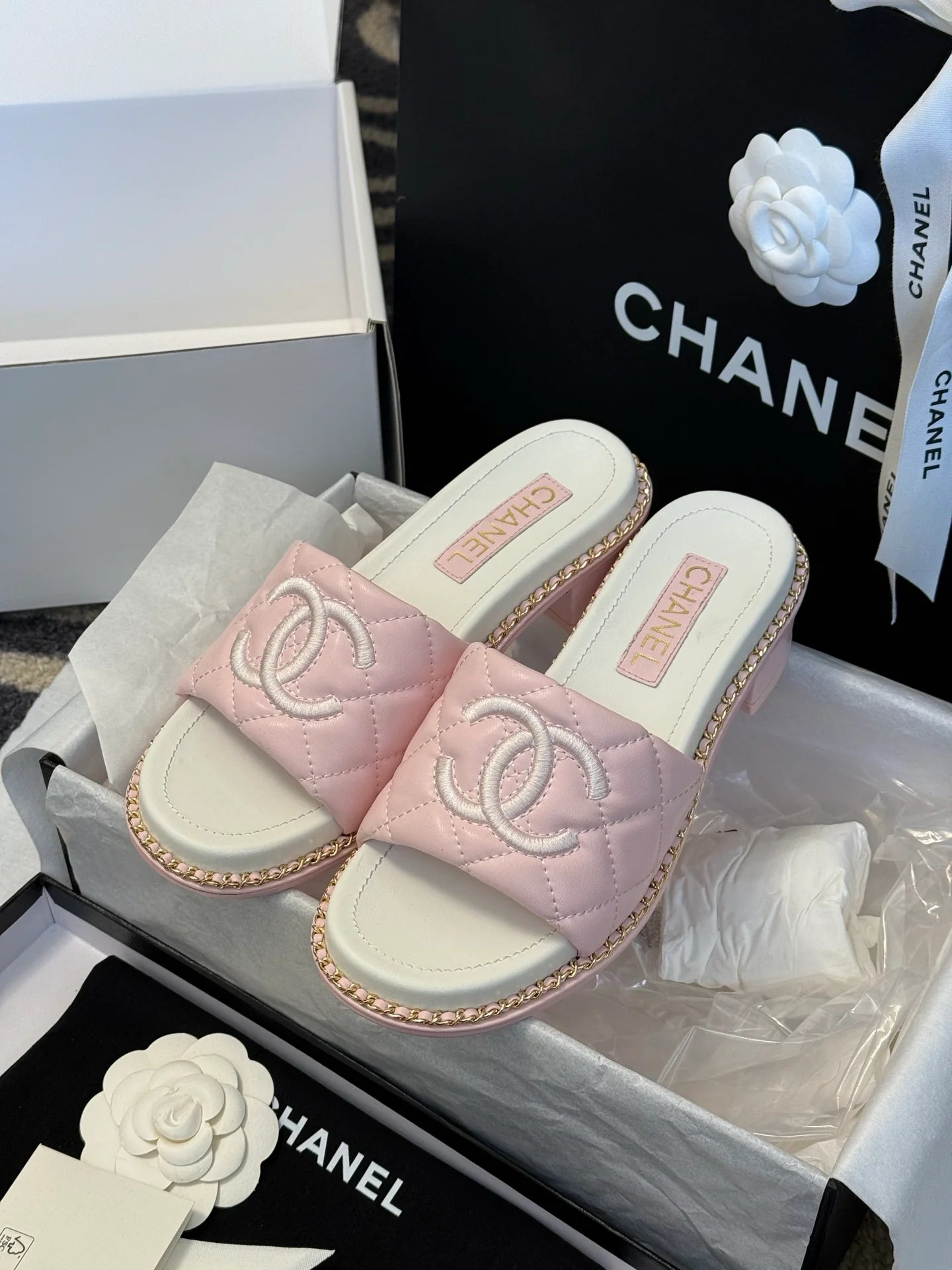CHANEL SANDAL