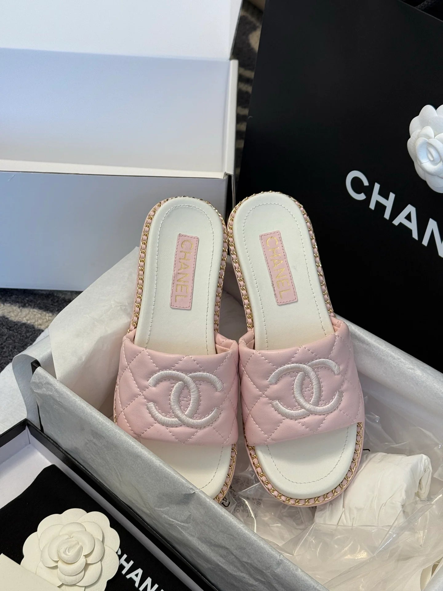 CHANEL SANDAL