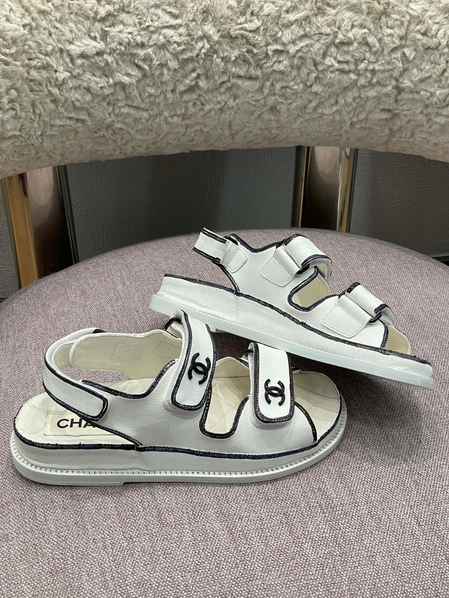 CHANEL SANDAL