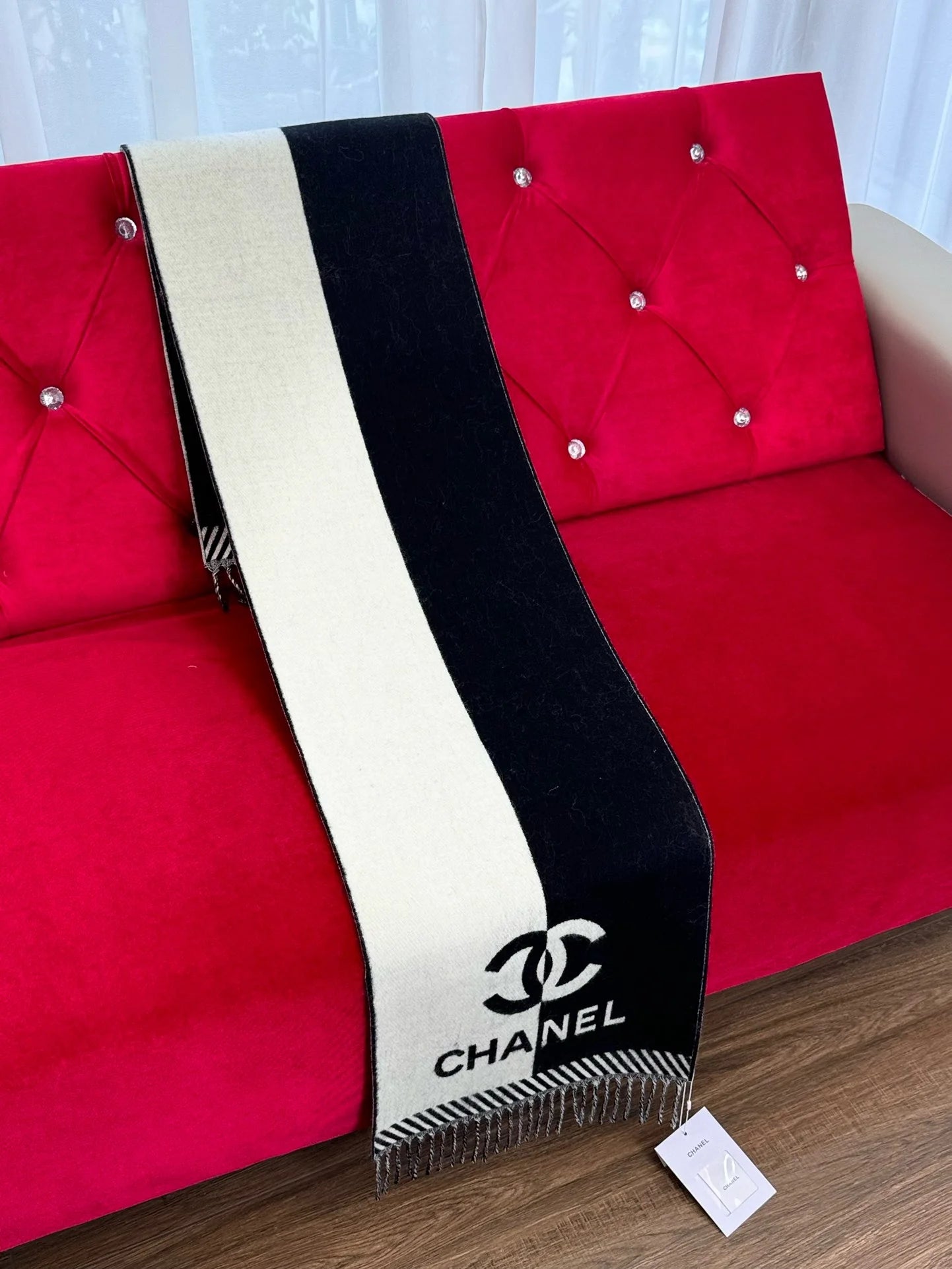 CHANEL SCARF