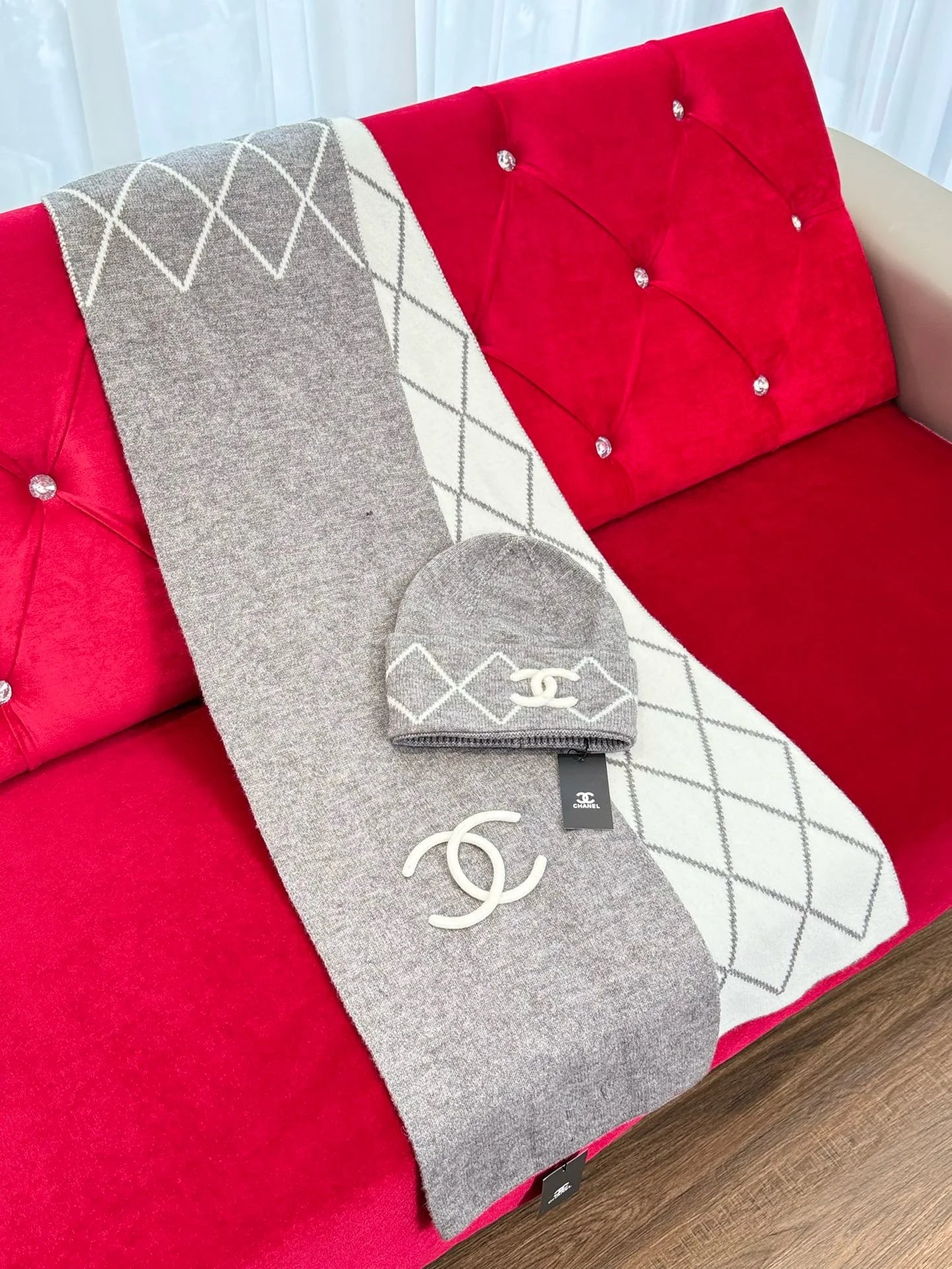 CHANEL SCARF