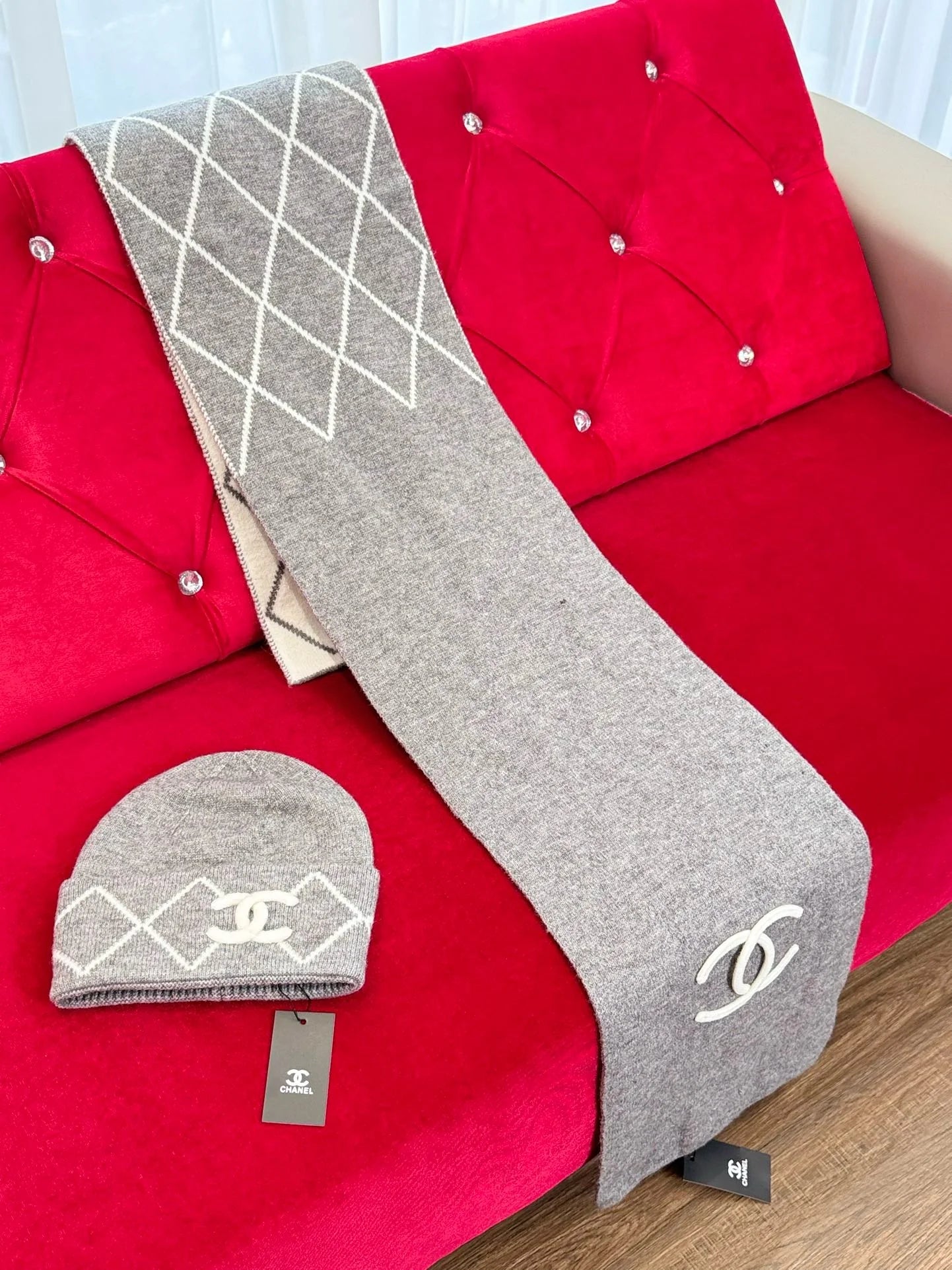 CHANEL SCARF