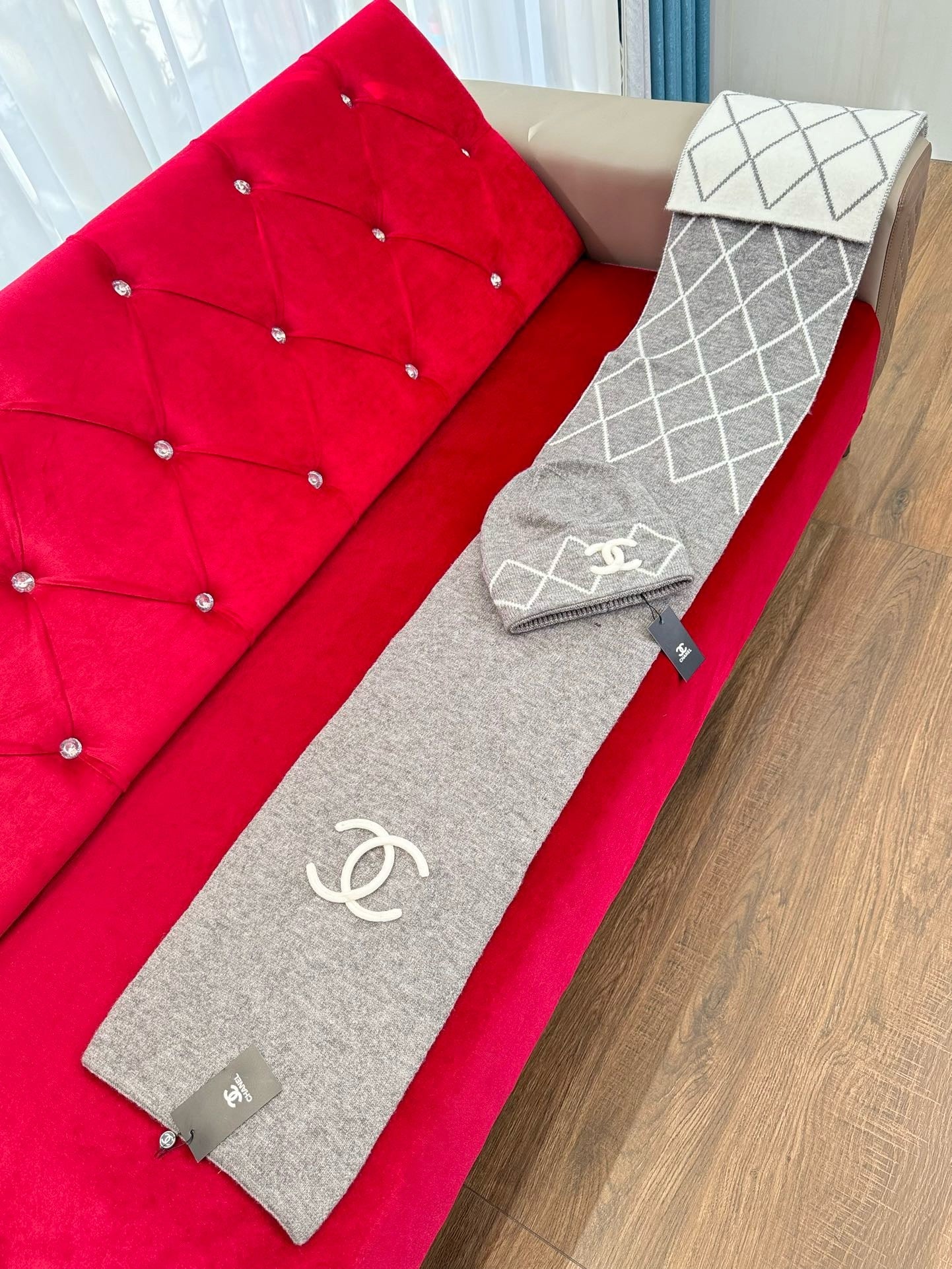 CHANEL SCARF