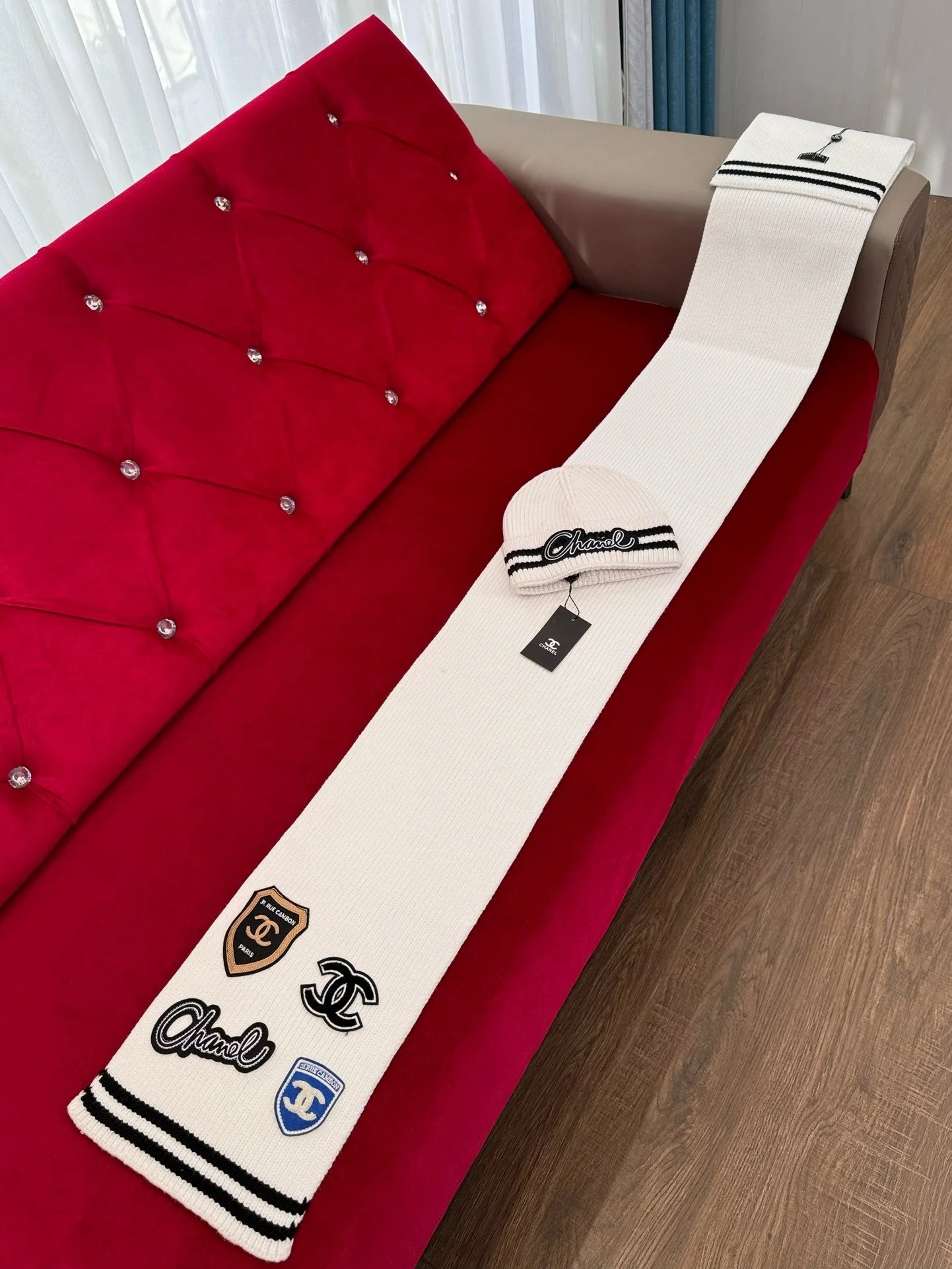 CHANEL SCARF