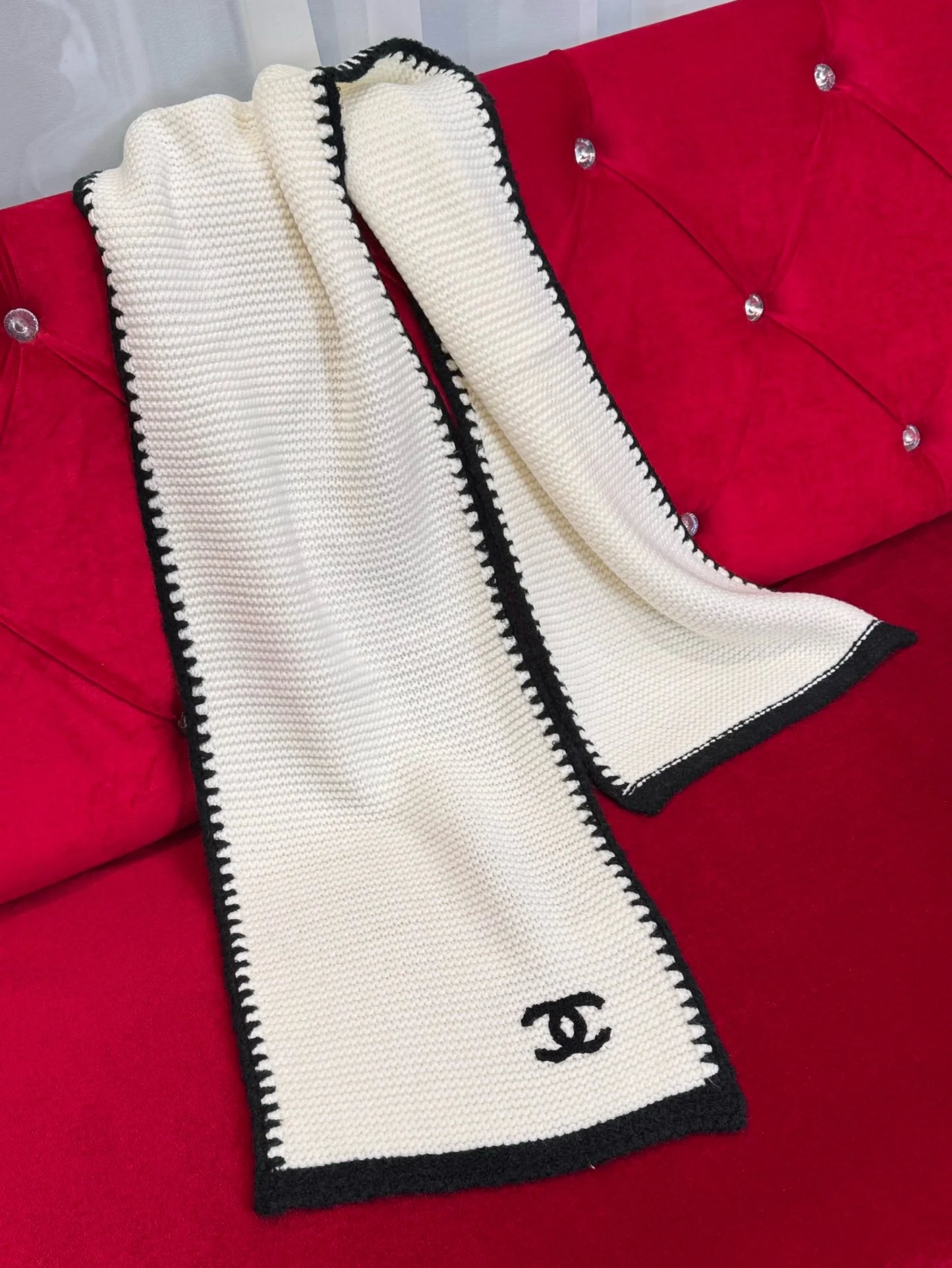 CHANEL SCARF