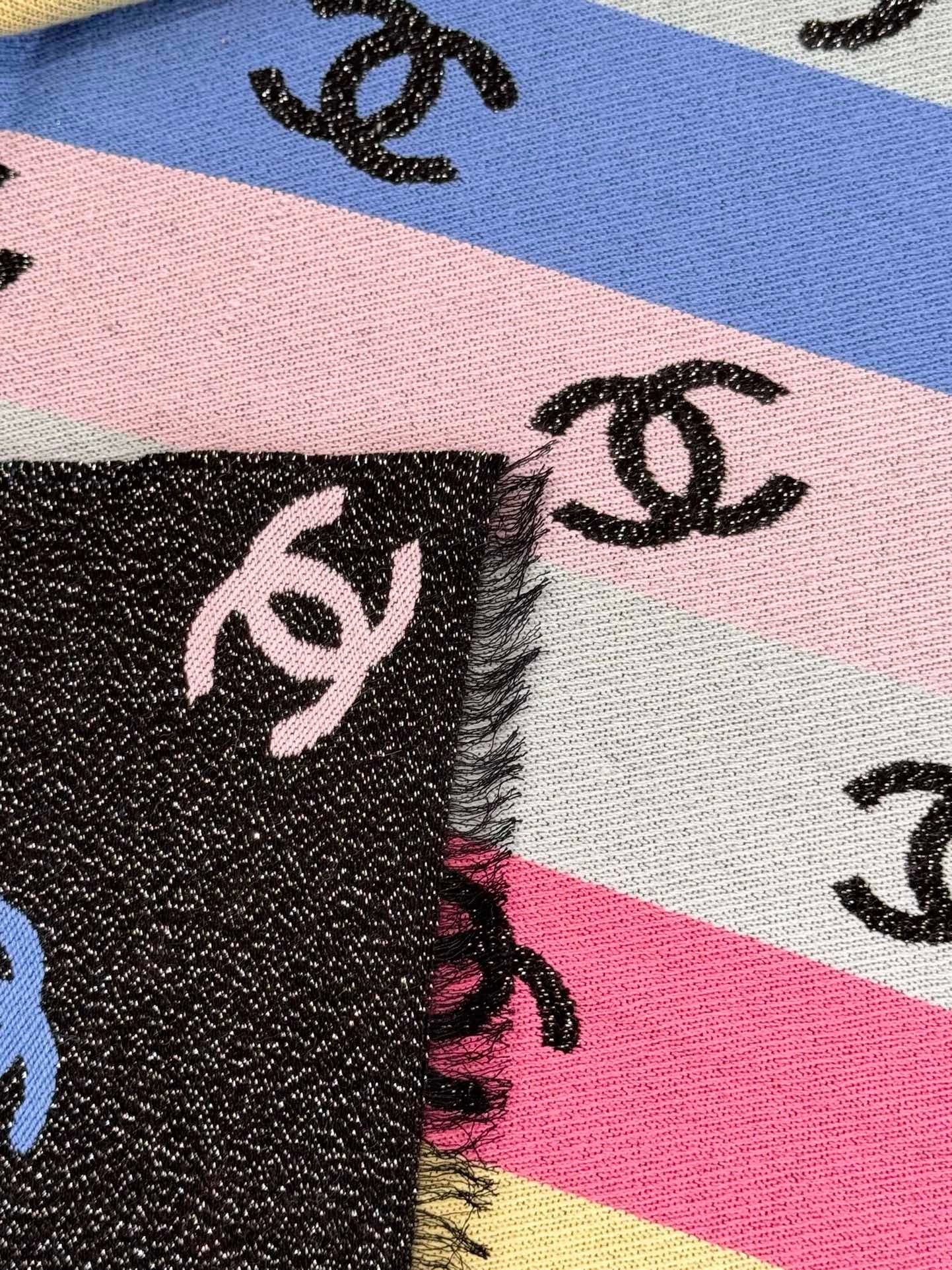 CHANEL SCARF