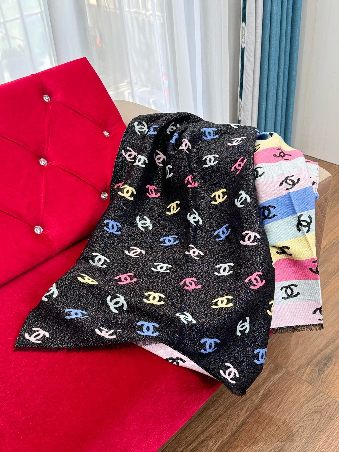 CHANEL SCARF