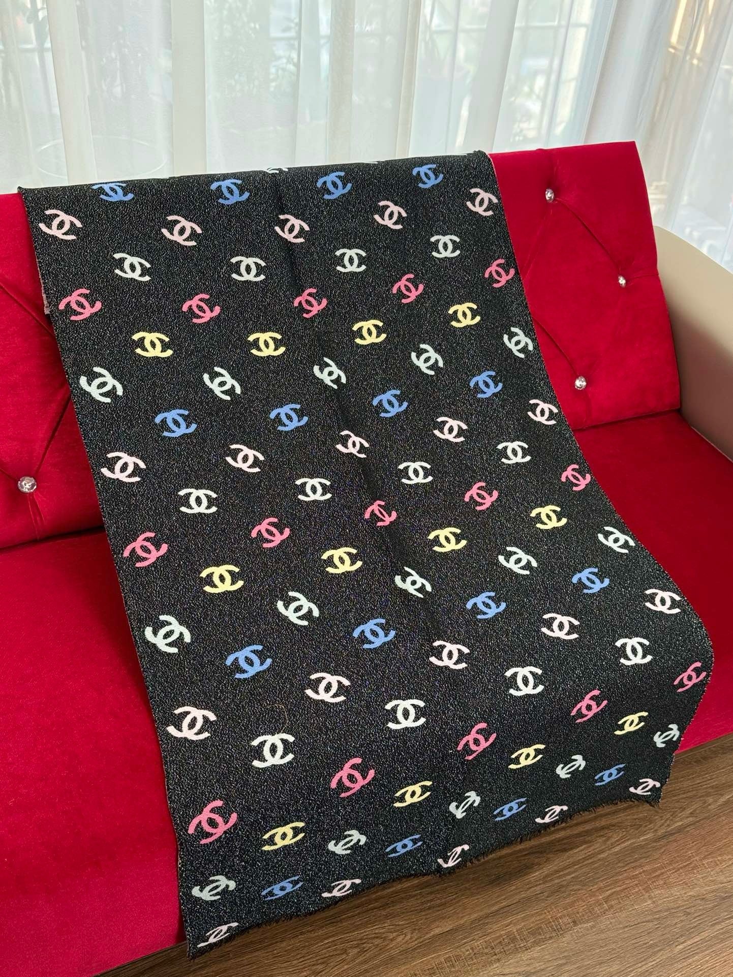 CHANEL SCARF