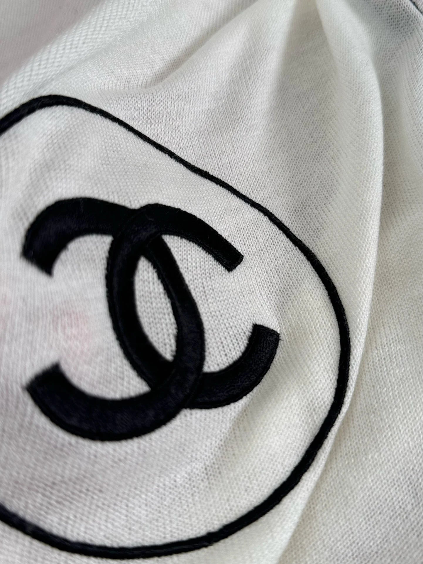 CHANEL SCARF