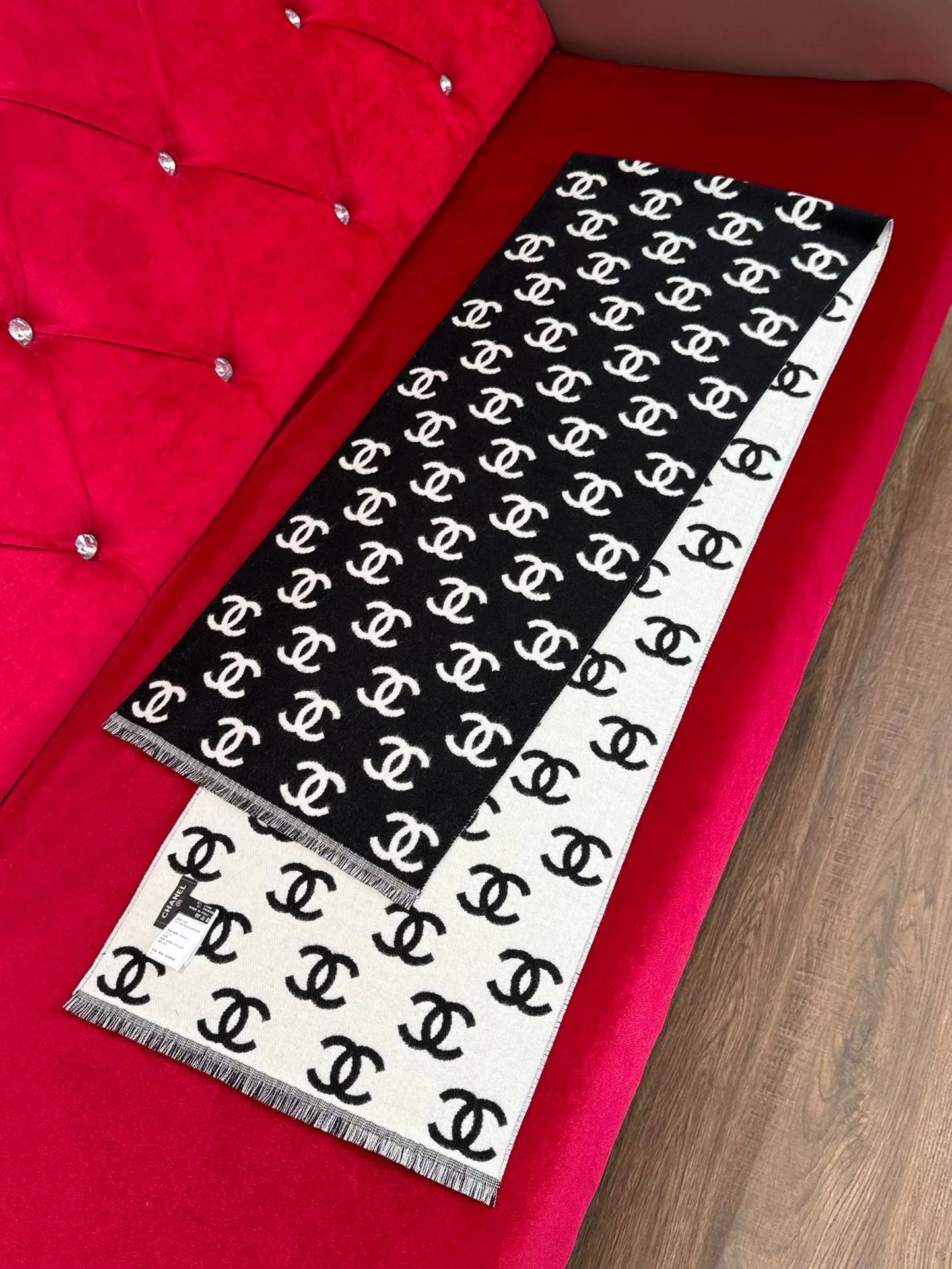 CHANEL SCARF