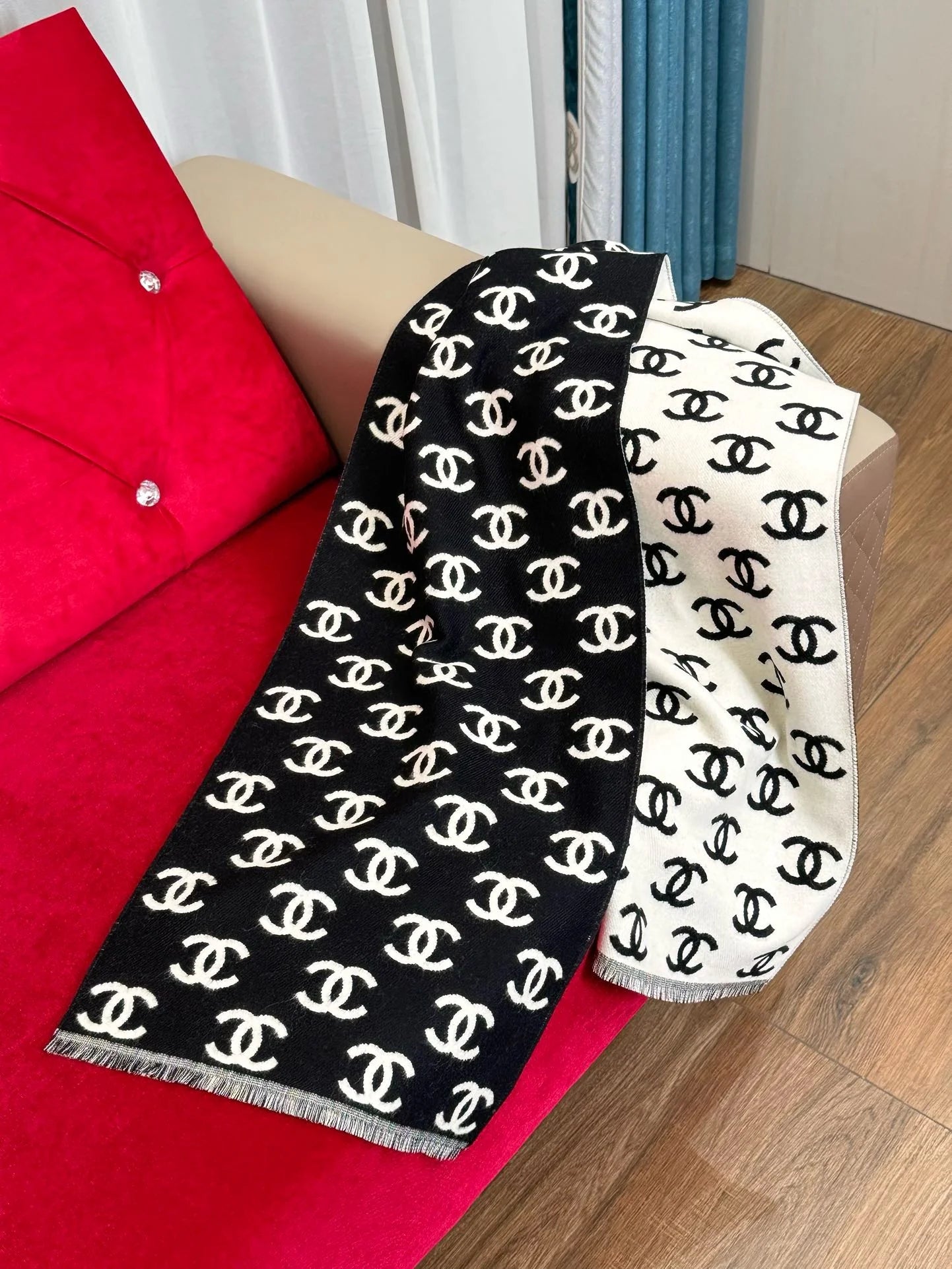 CHANEL SCARF