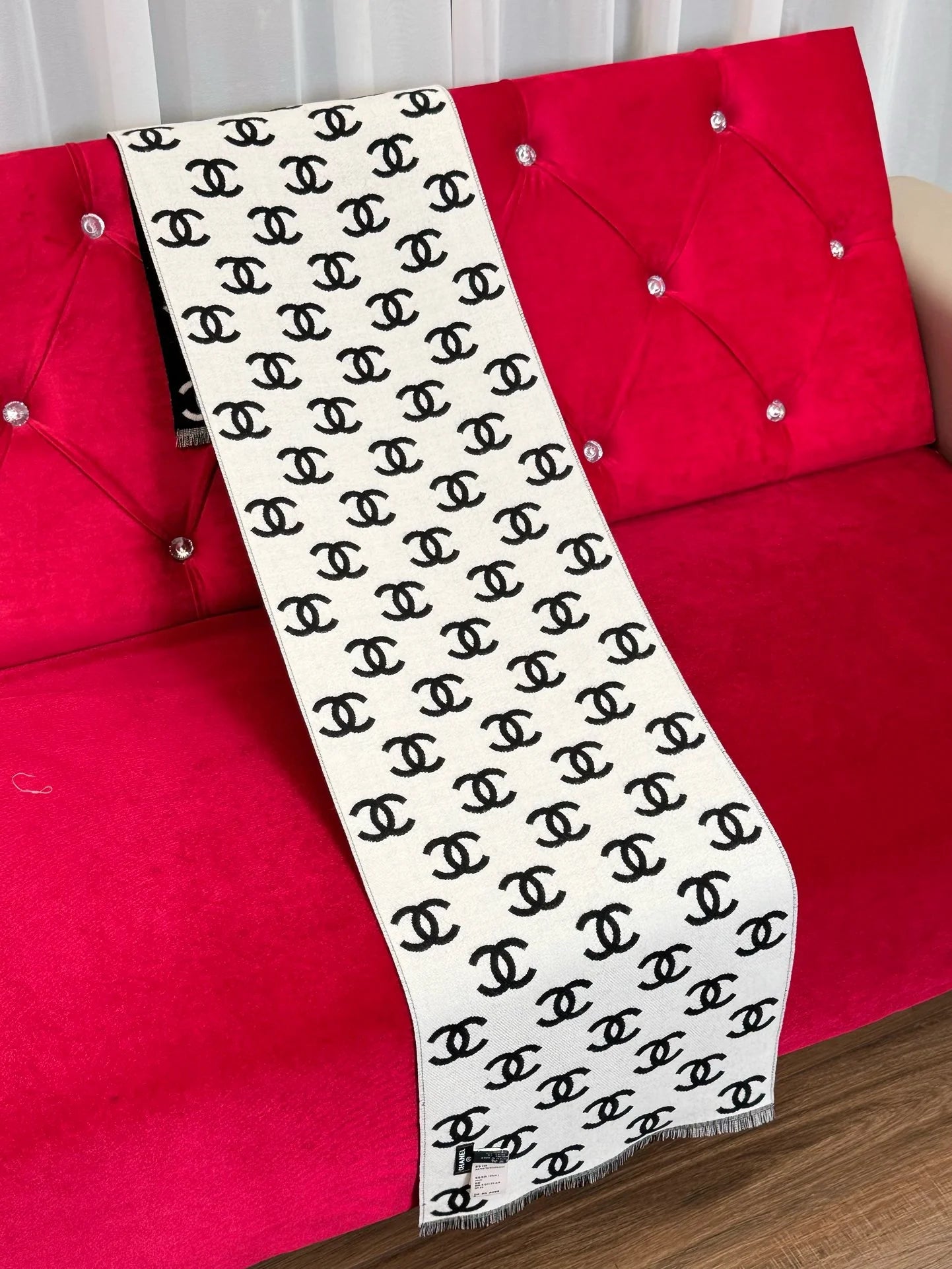 CHANEL SCARF