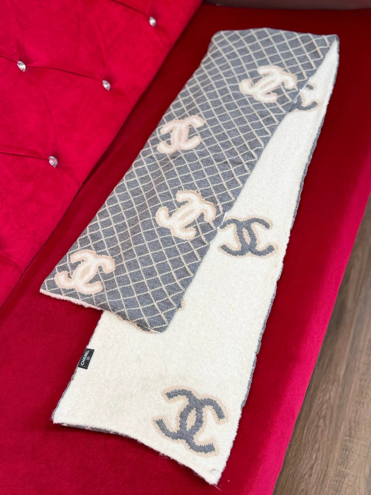 CHANEL SCARF