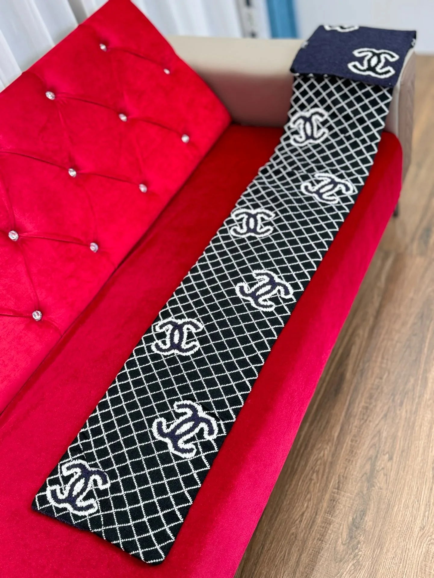 CHANEL SCARF