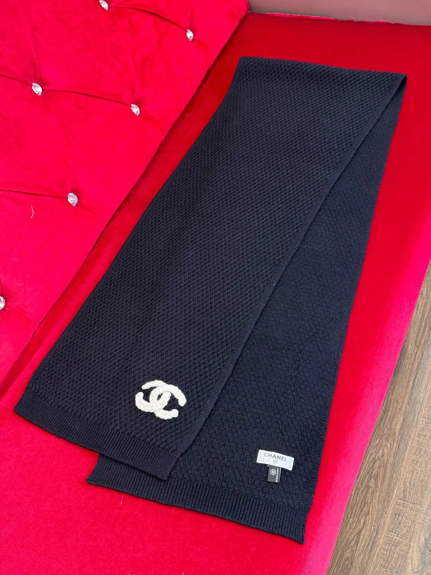 CHANEL SCARF