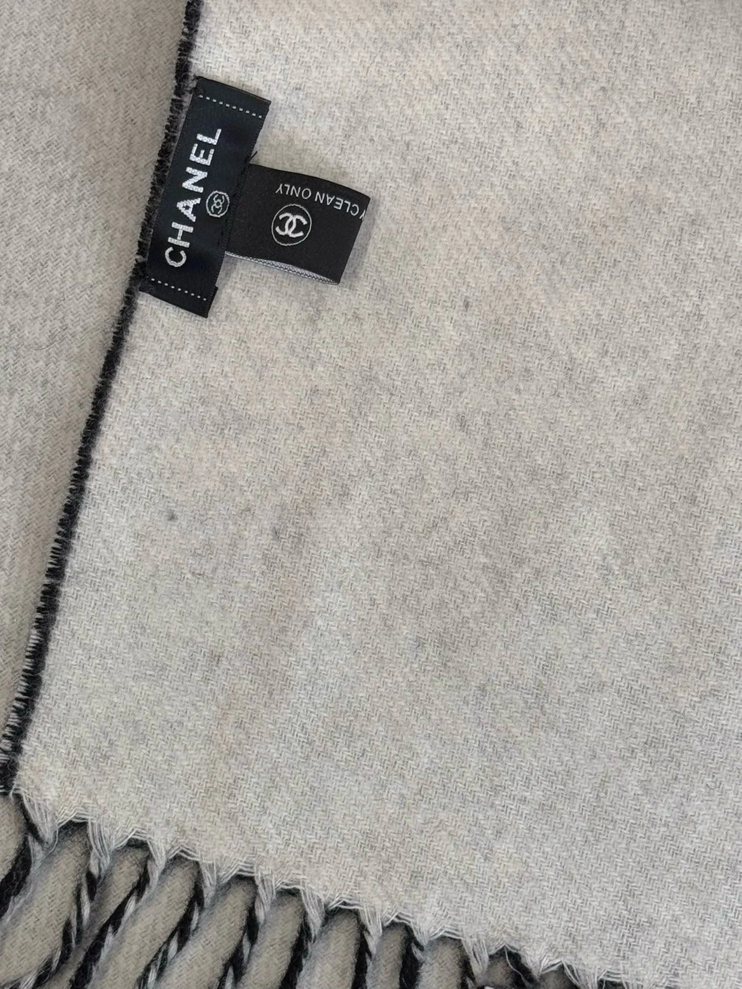 CHANEL SCARF