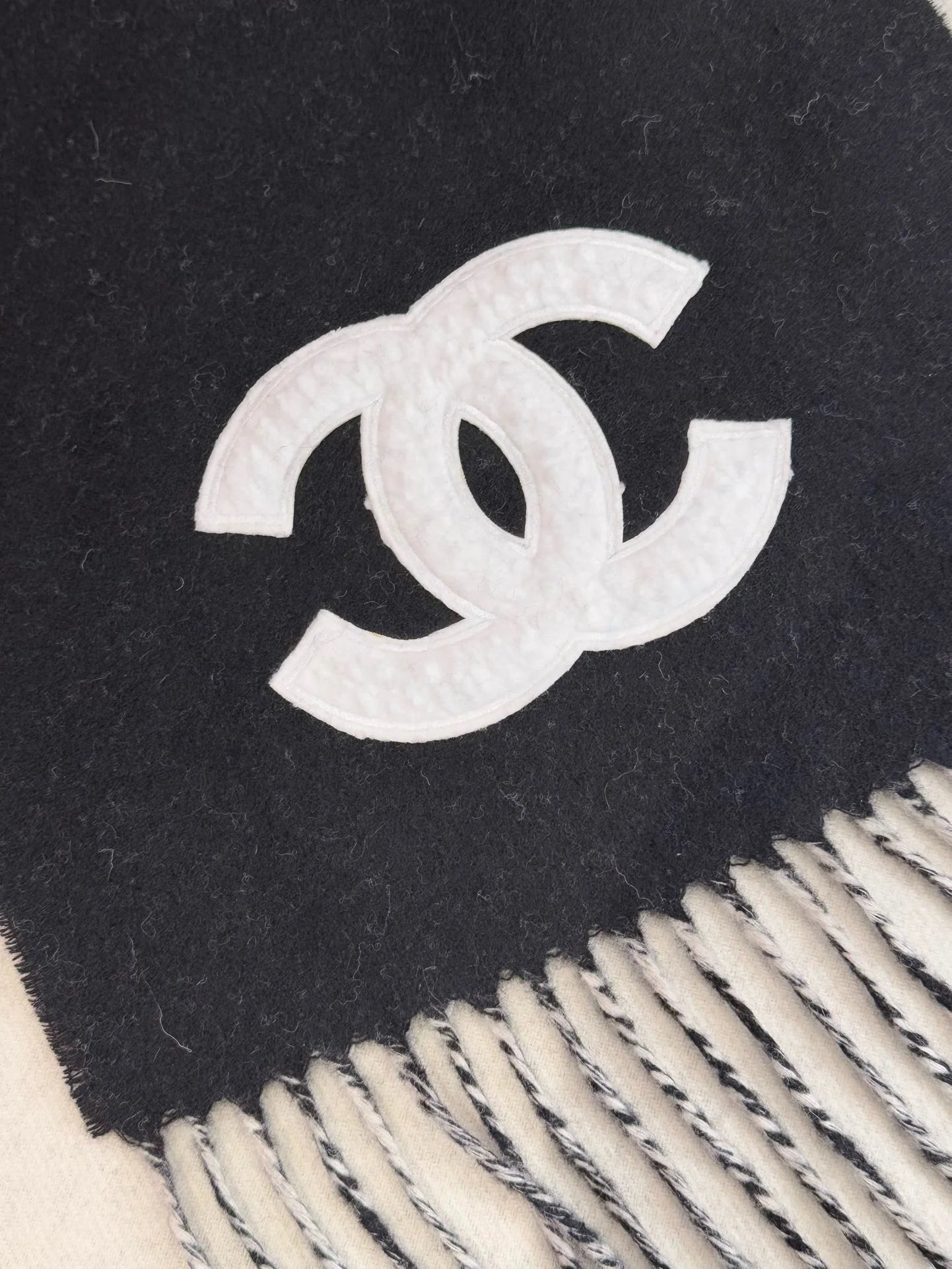 CHANEL SCARF
