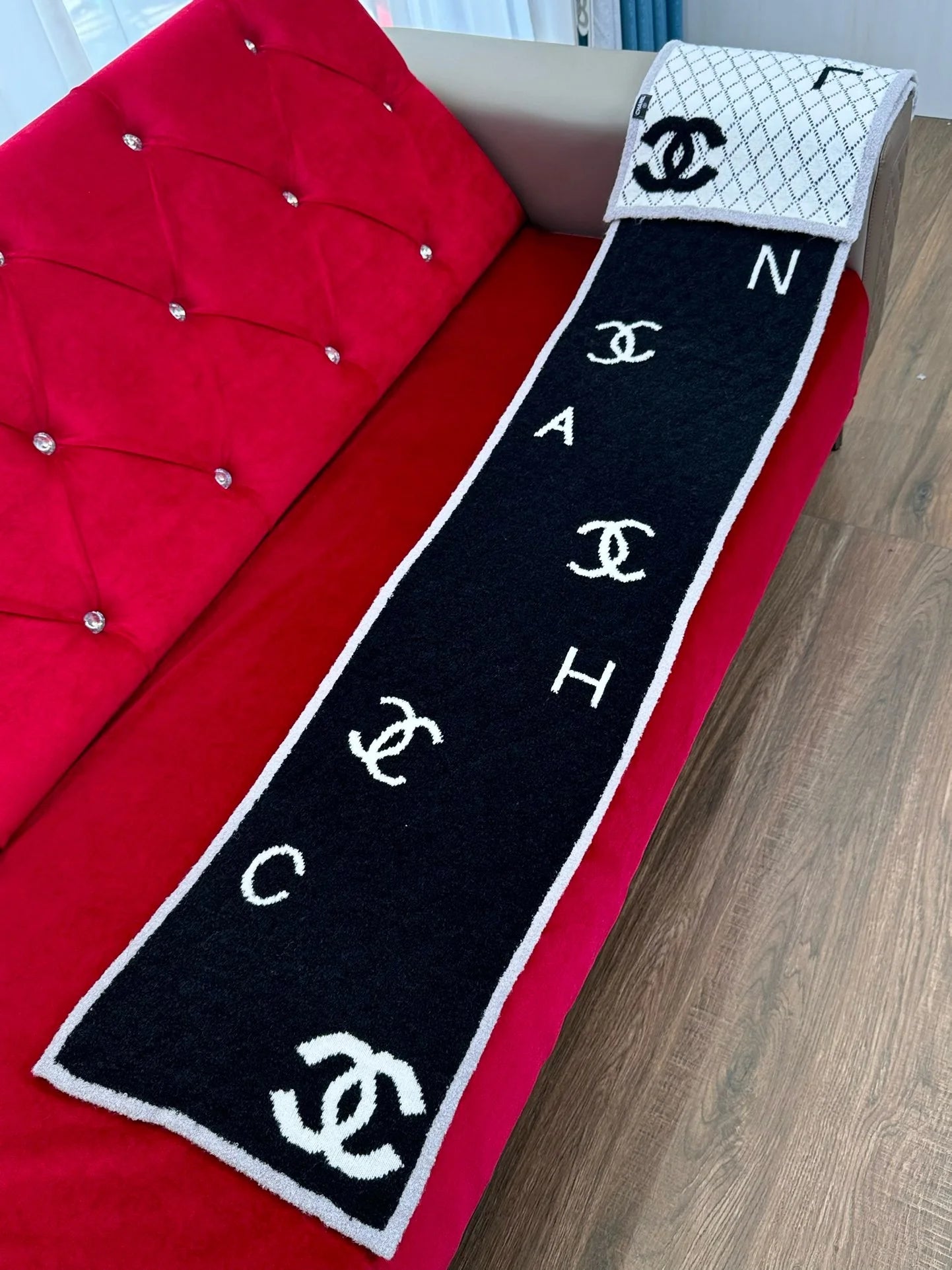 CHANEL SCARF