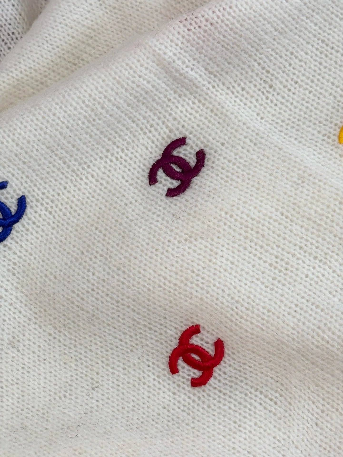 CHANEL SCARF