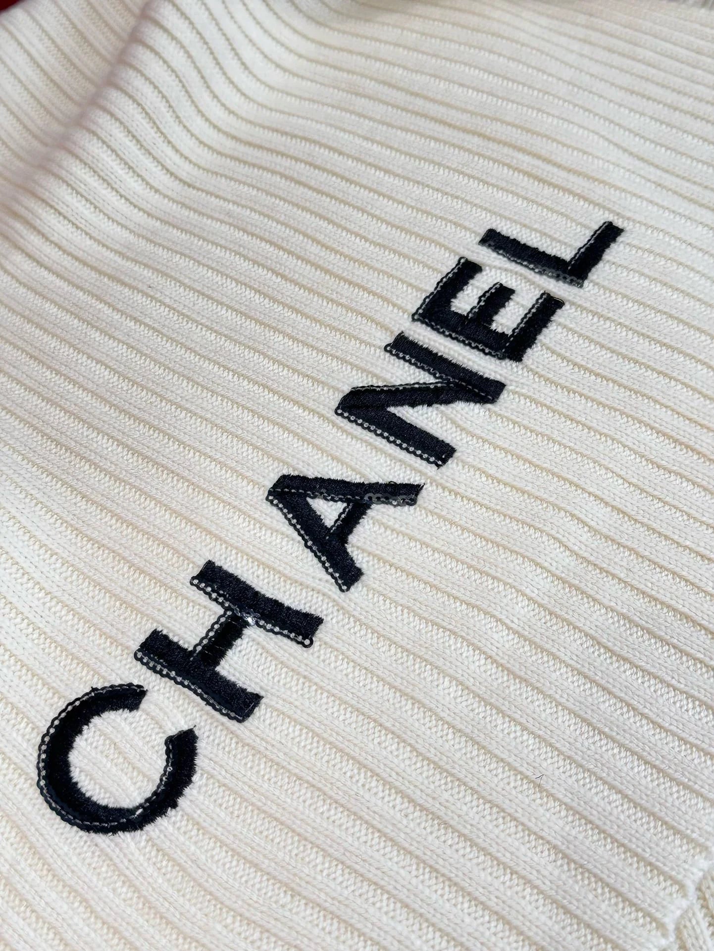CHANEL SCARFF