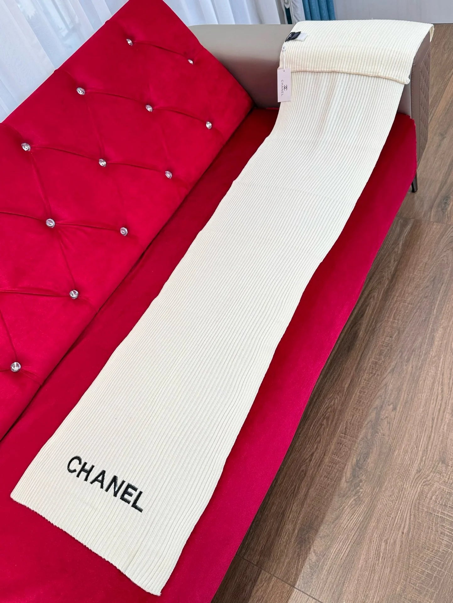 CHANEL SCARFF