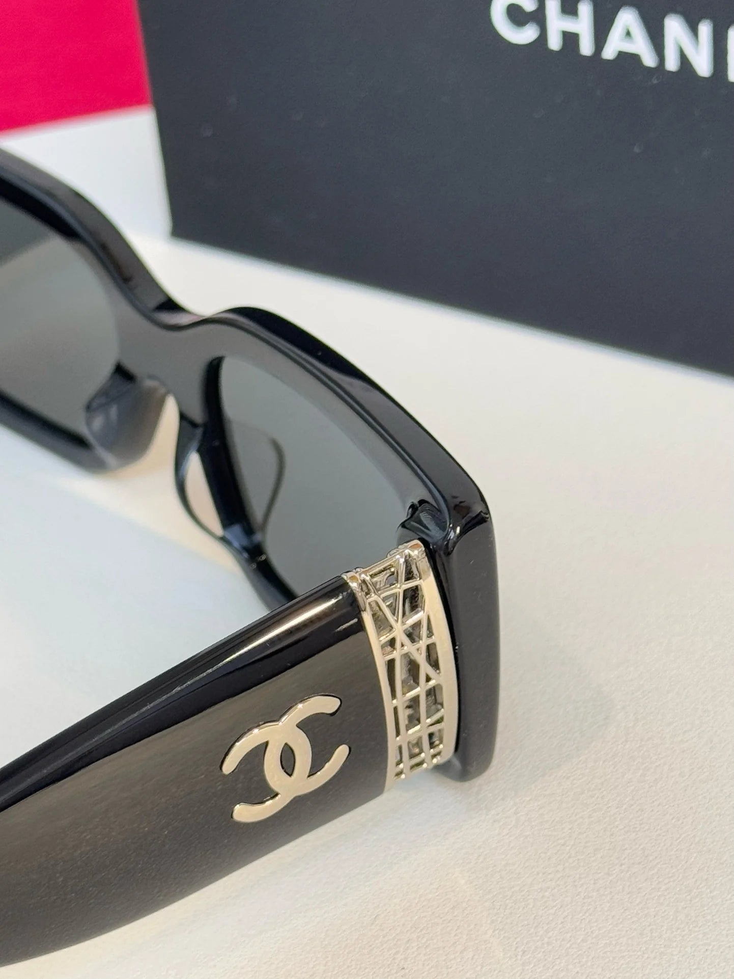 CHANEL SUNGLASSES