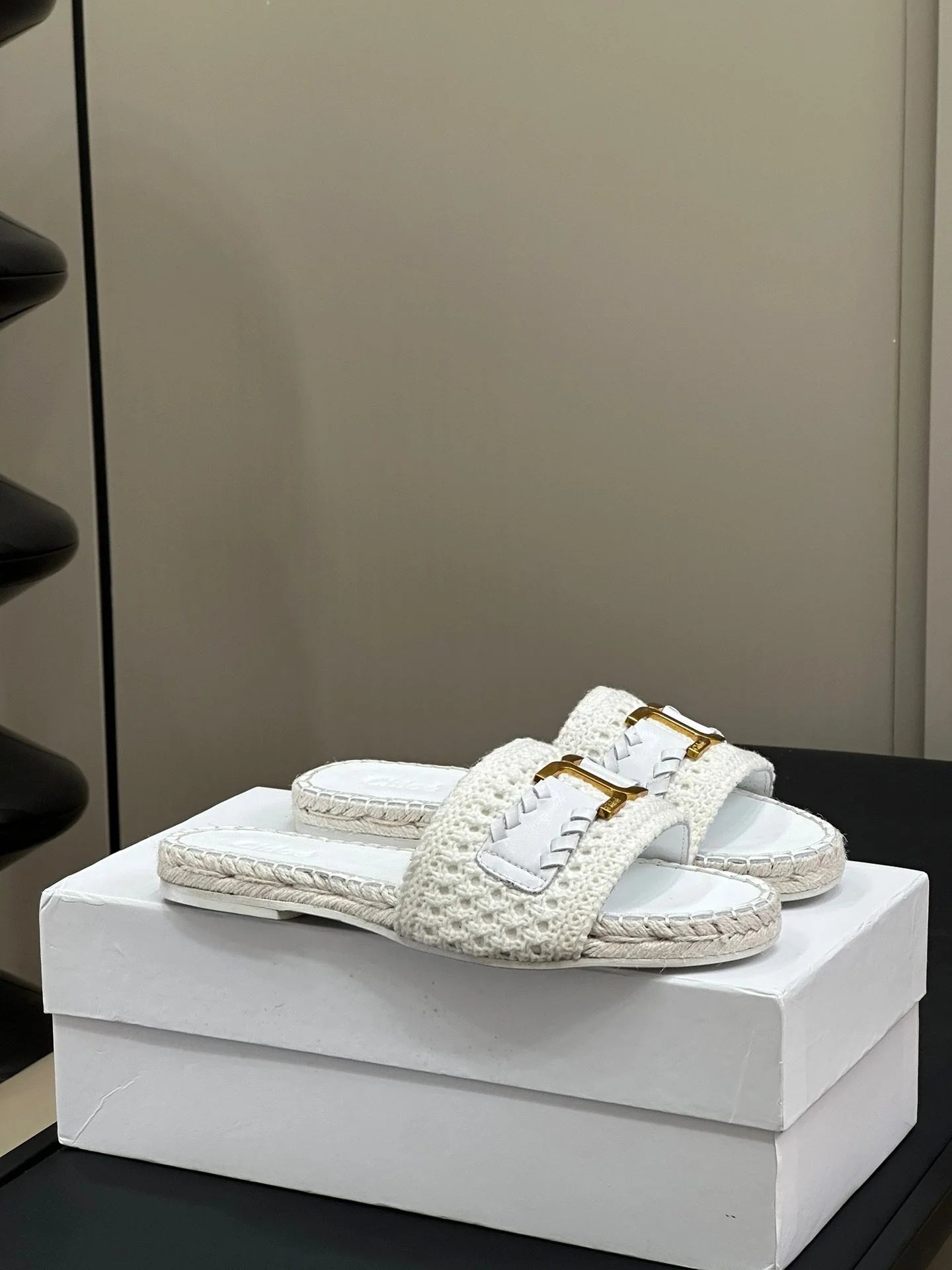 CHLOE SANDAL