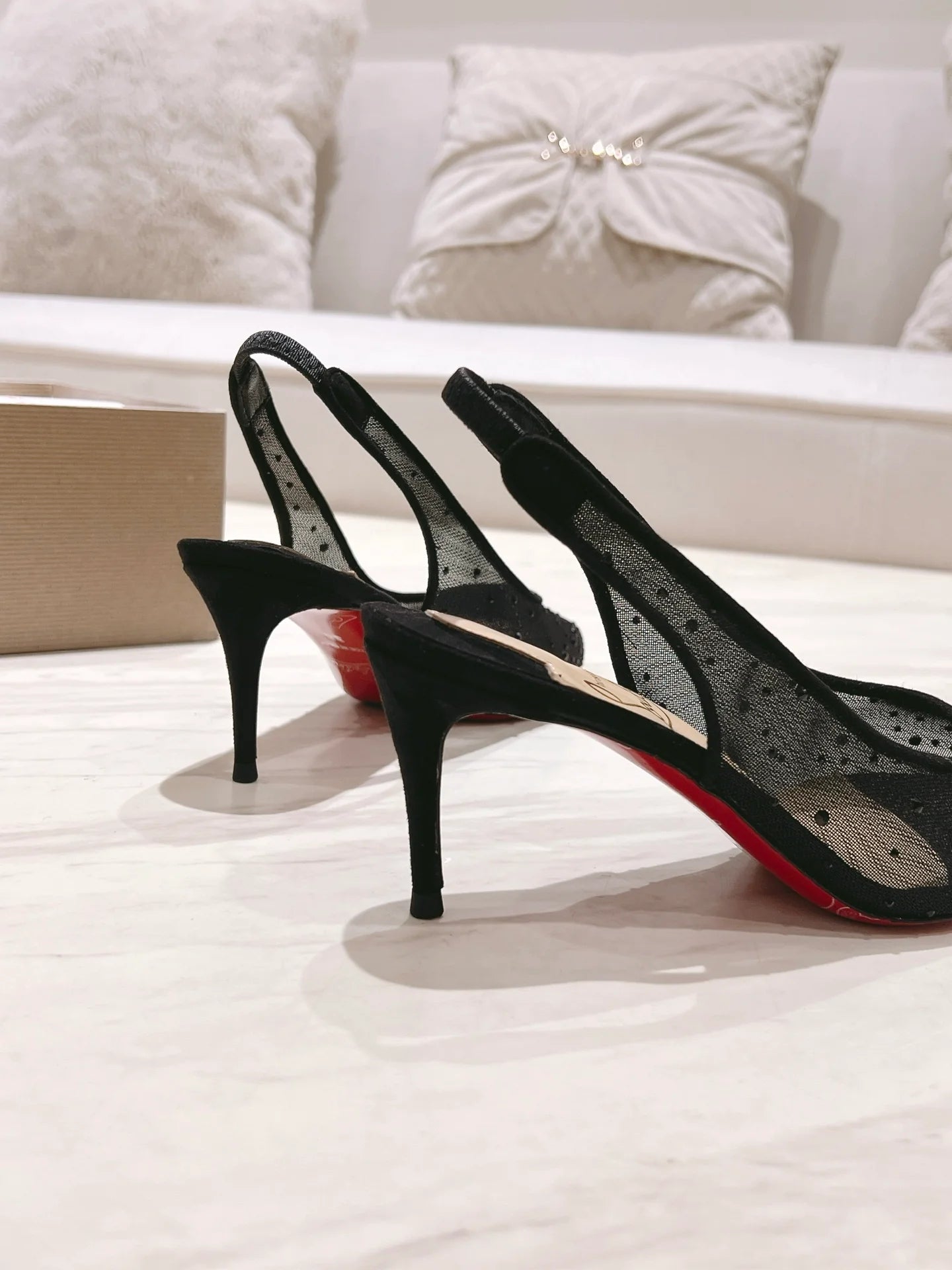 CL HEELS