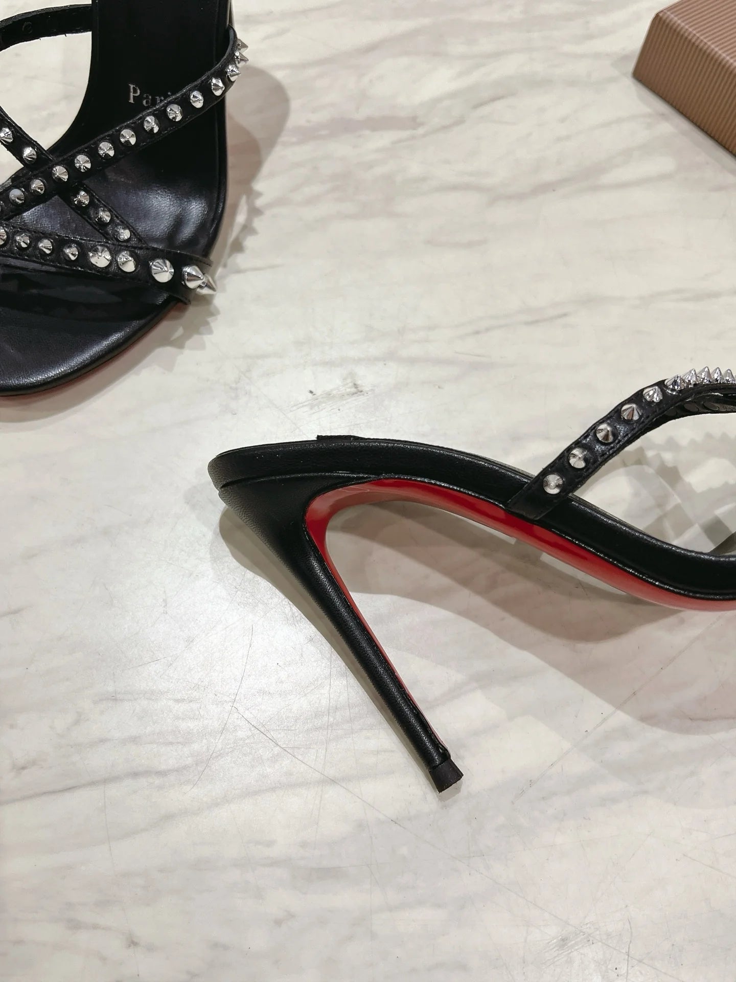 CL HEELS