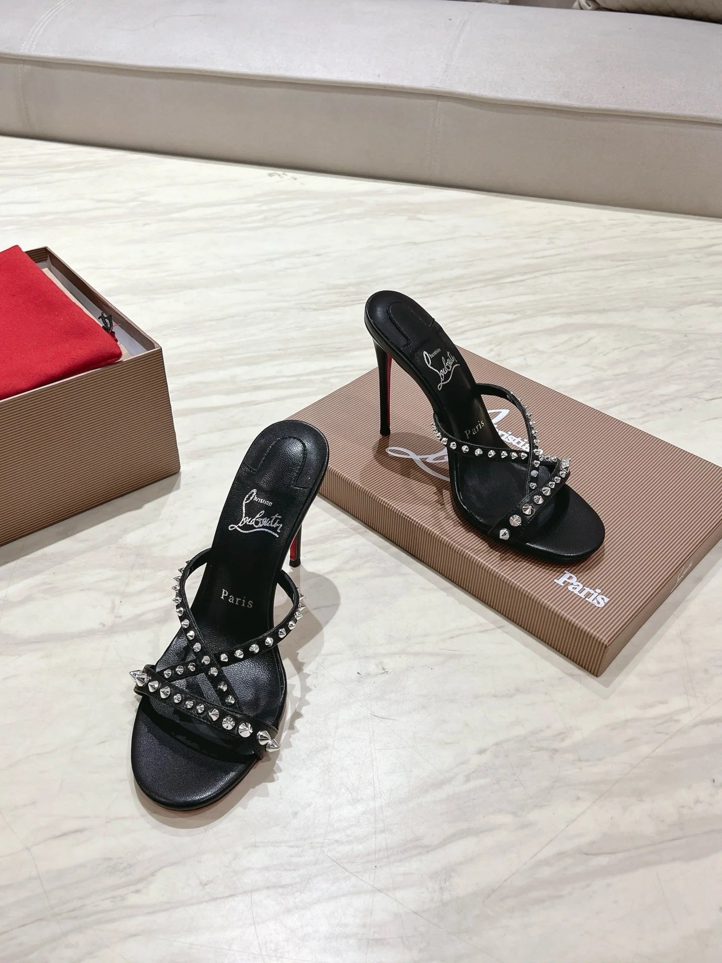 CL HEELS