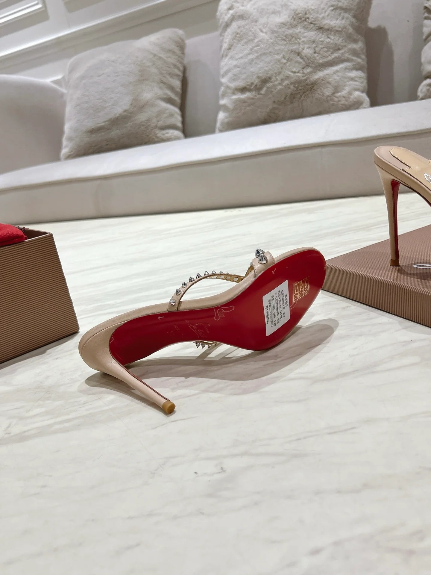 CL HEELS