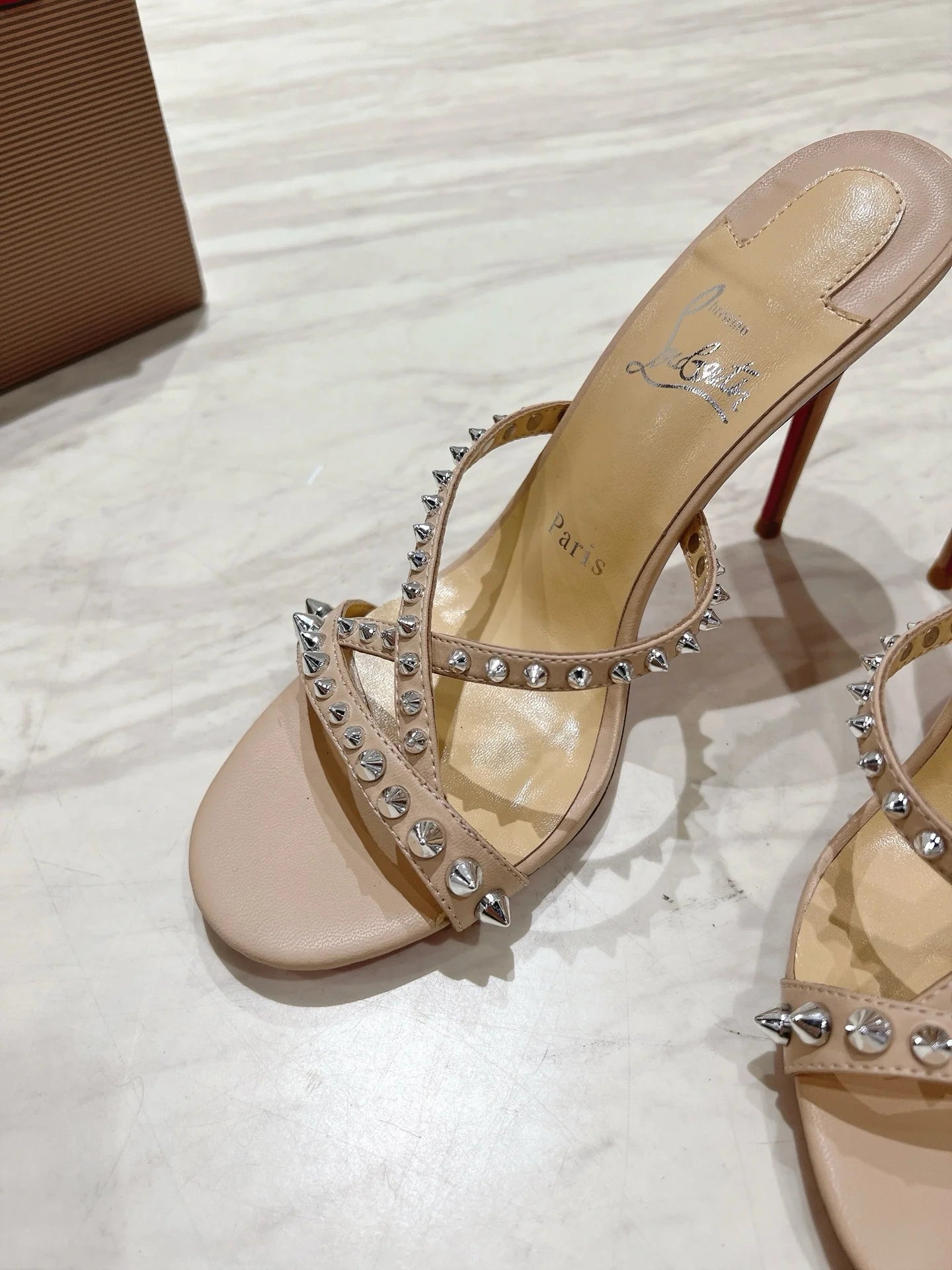 CL HEELS