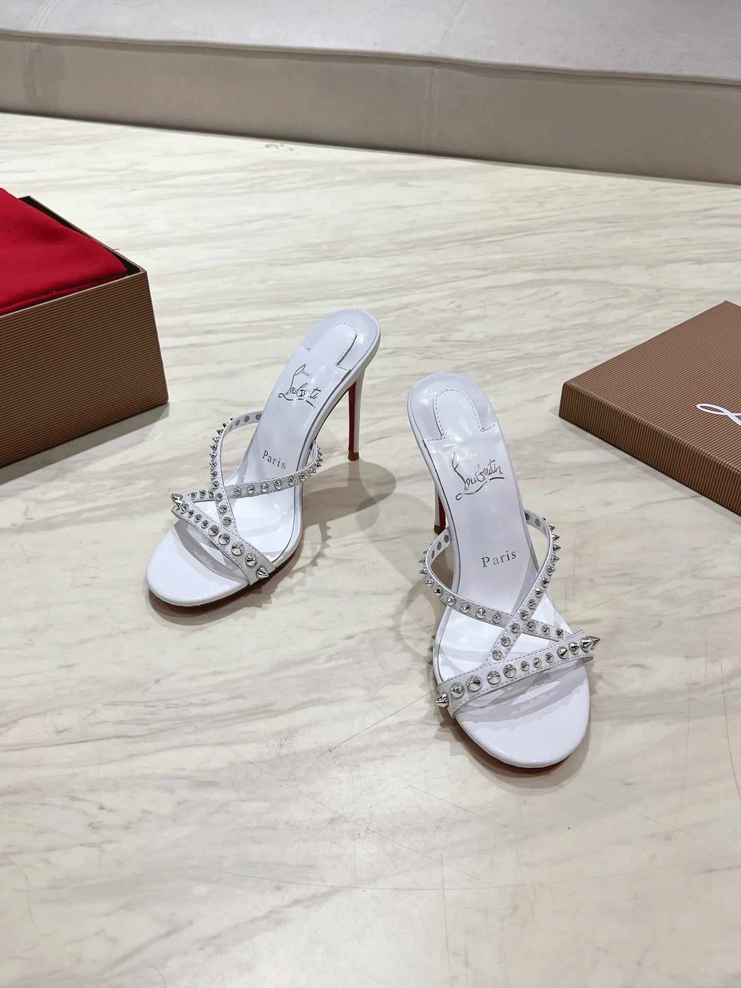 CL HEELS