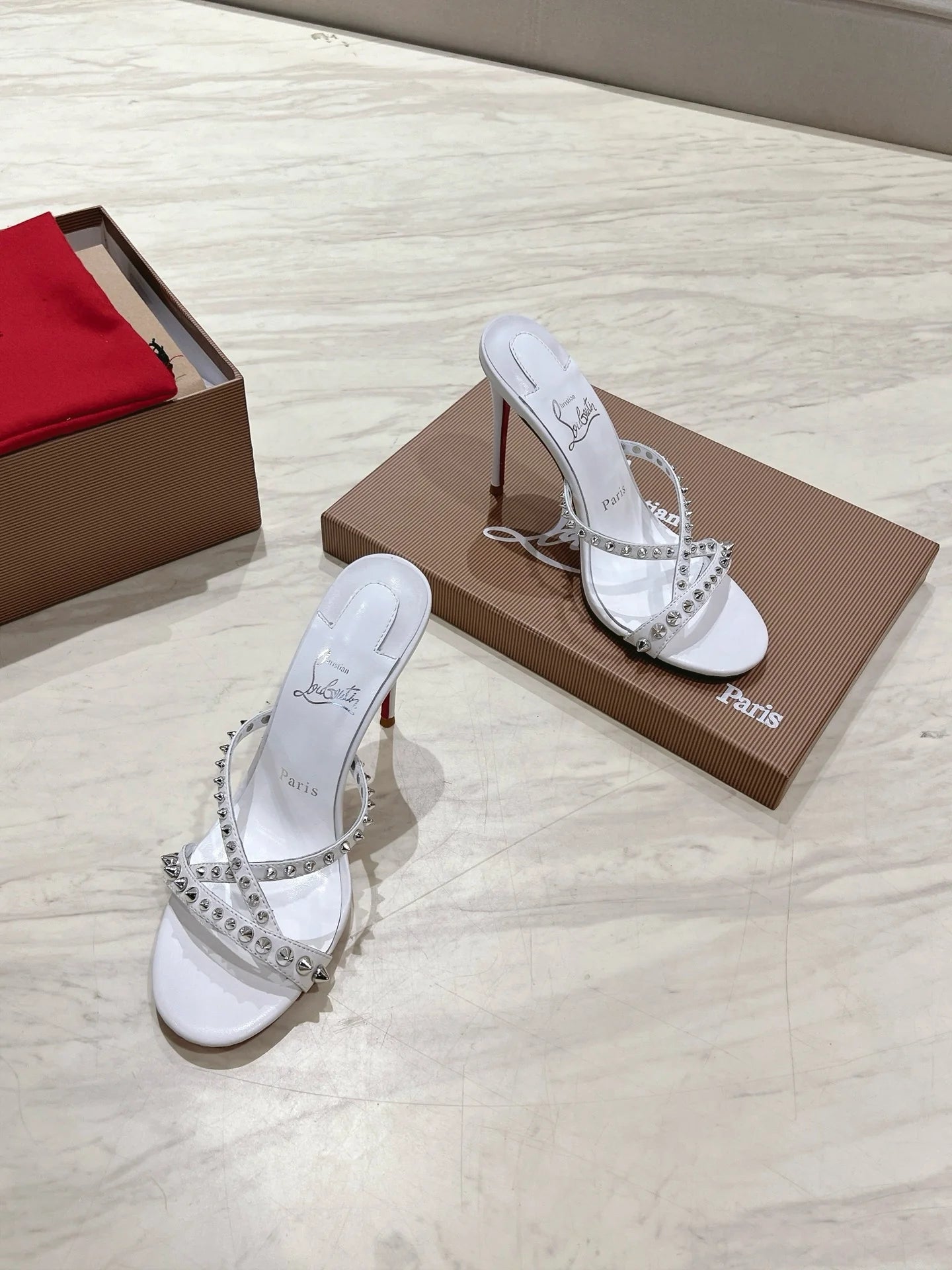 CL HEELS