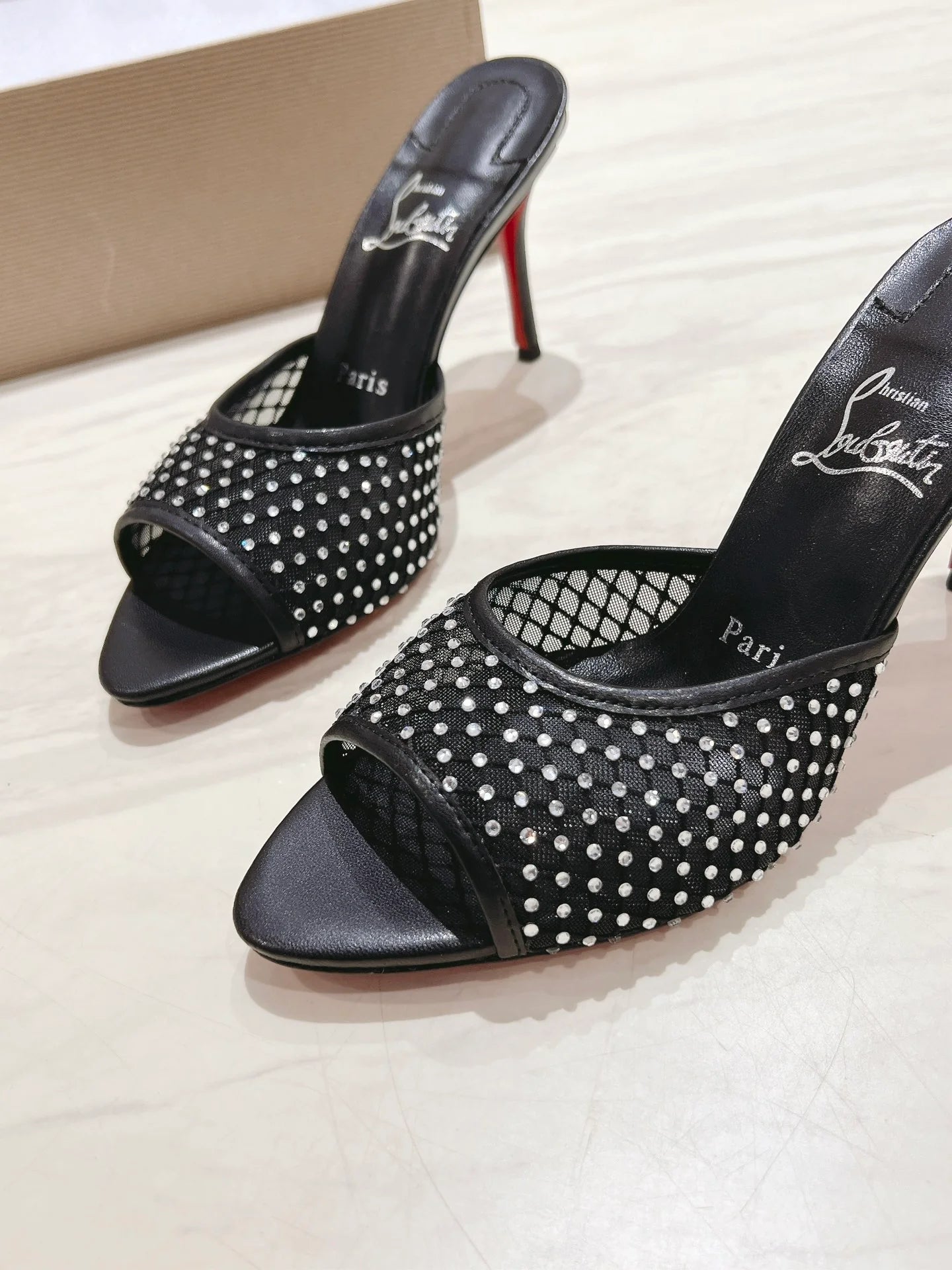 CL HEELS