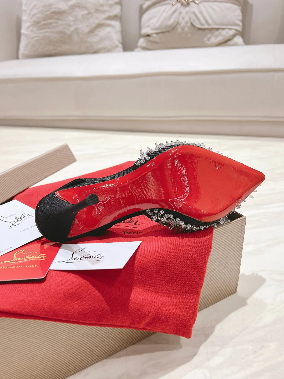 CL HEELS
