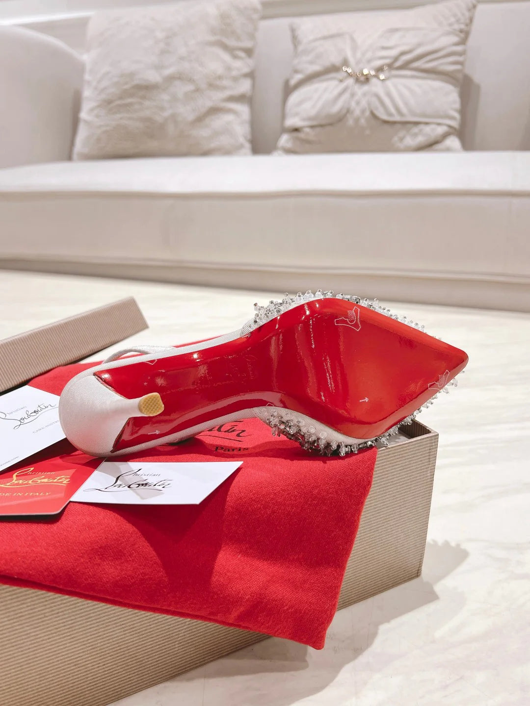 CL HEELS