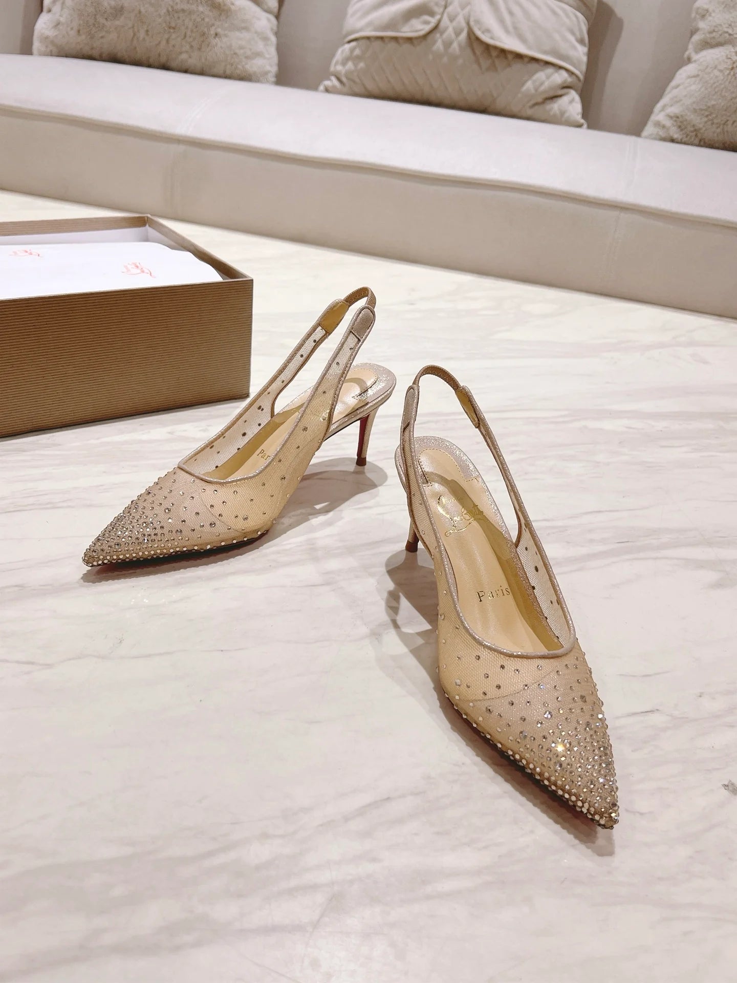 CL HEELS