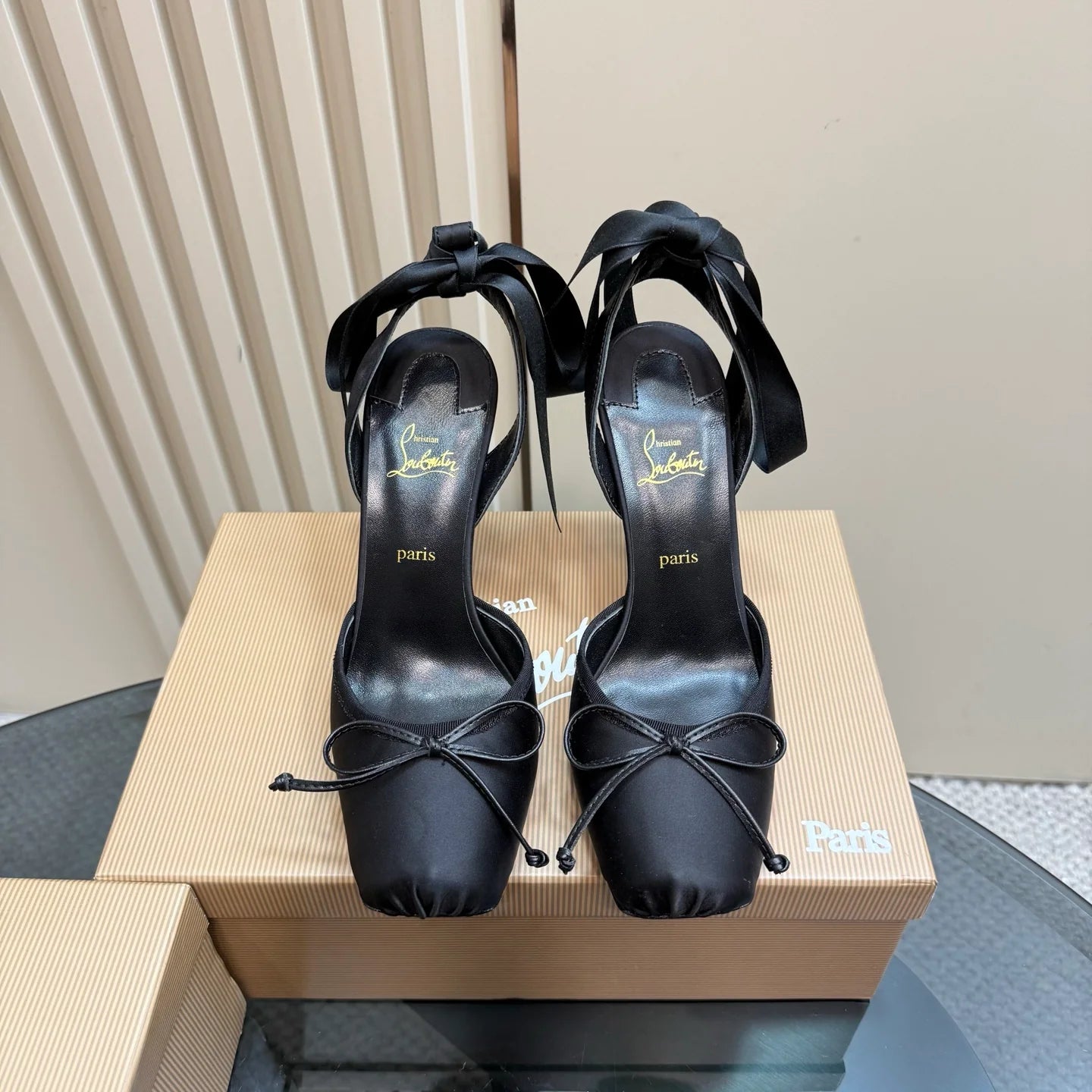 CL HEELS