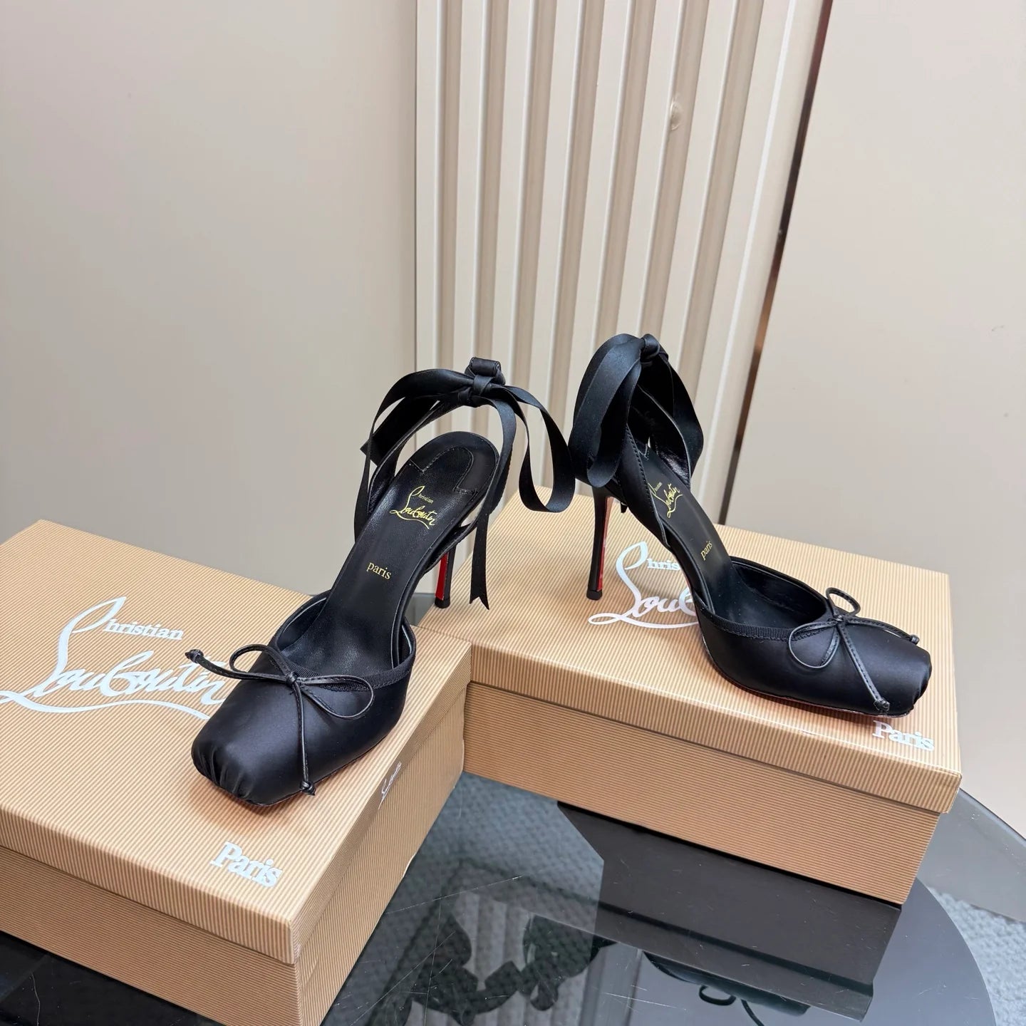CL HEELS