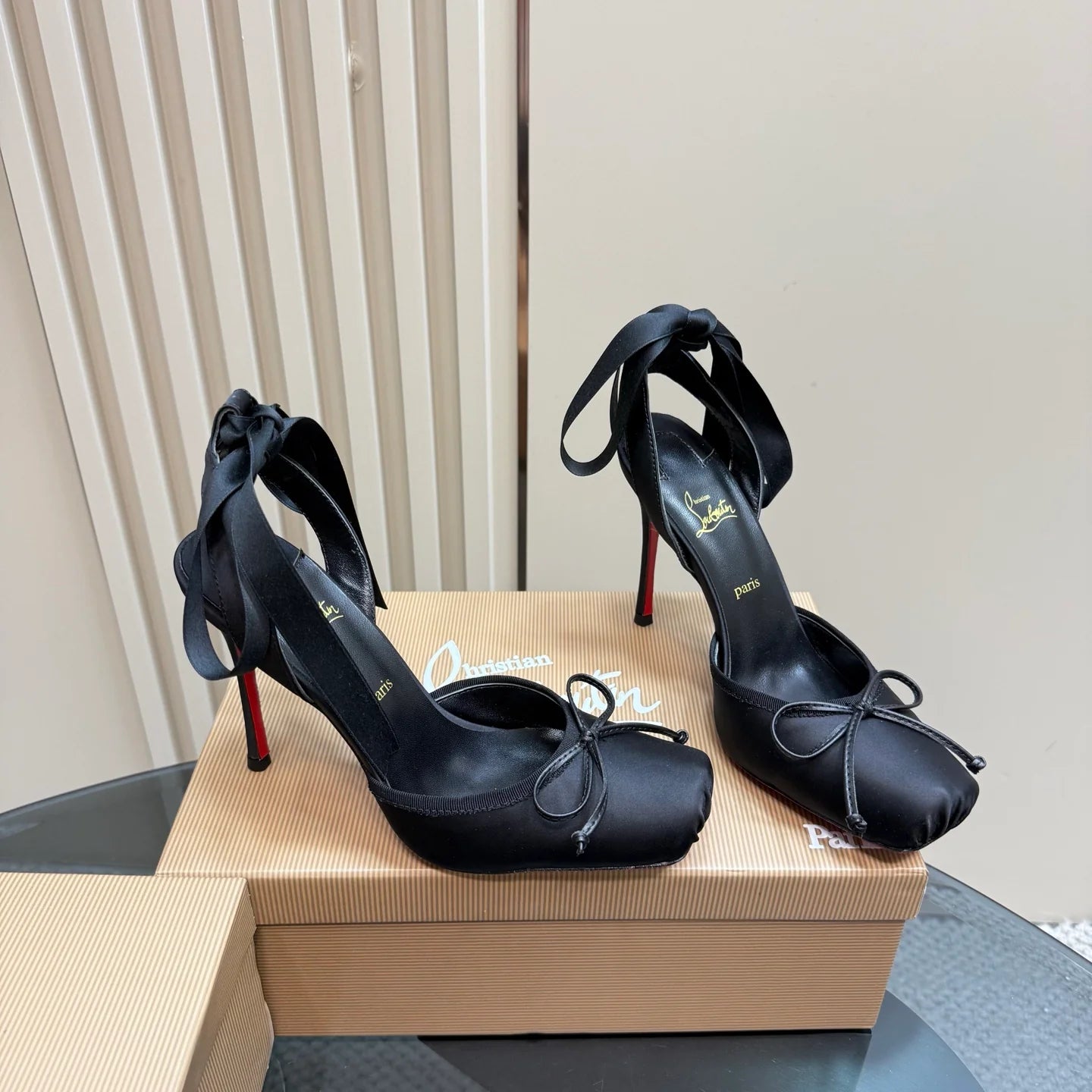 CL HEELS