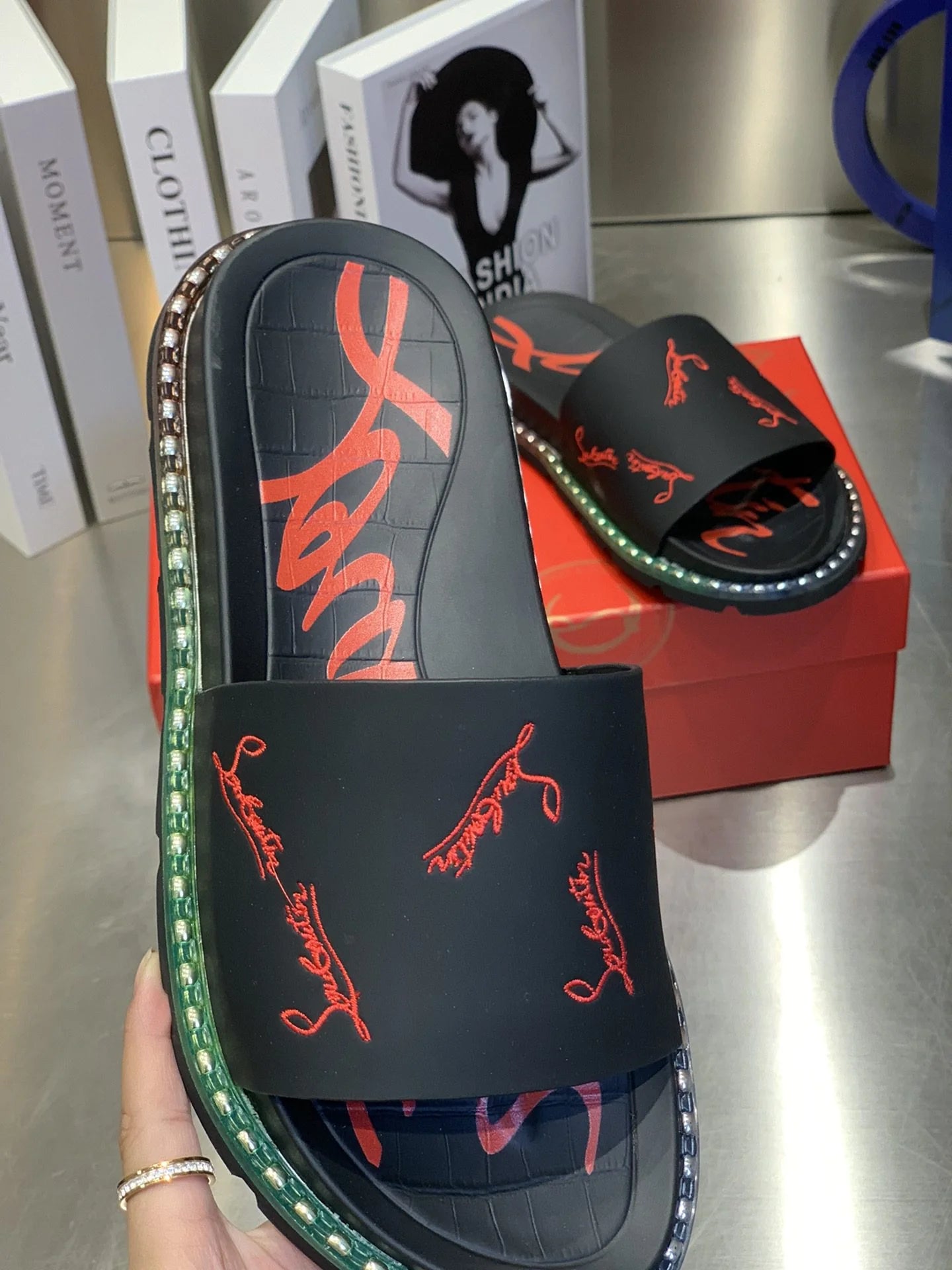 CL SANDAL