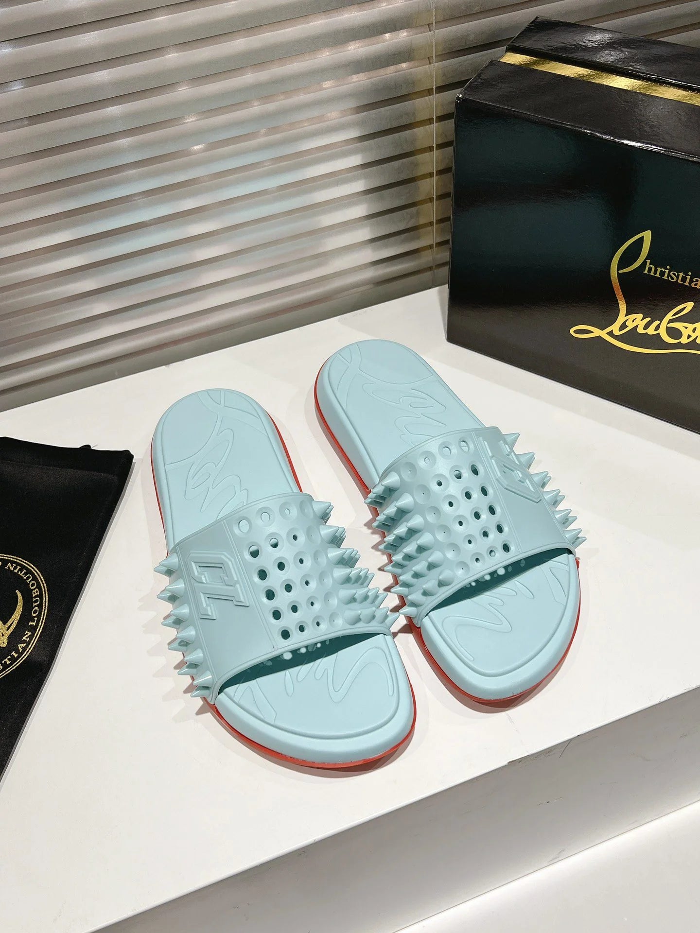 CL SANDAL