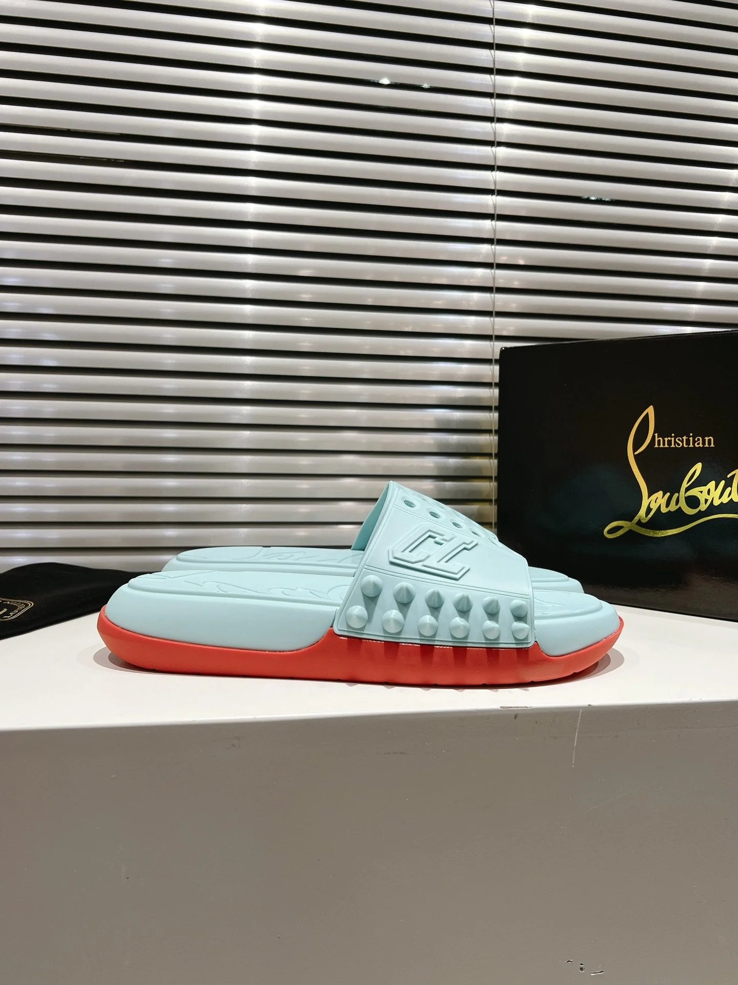 CL SANDAL