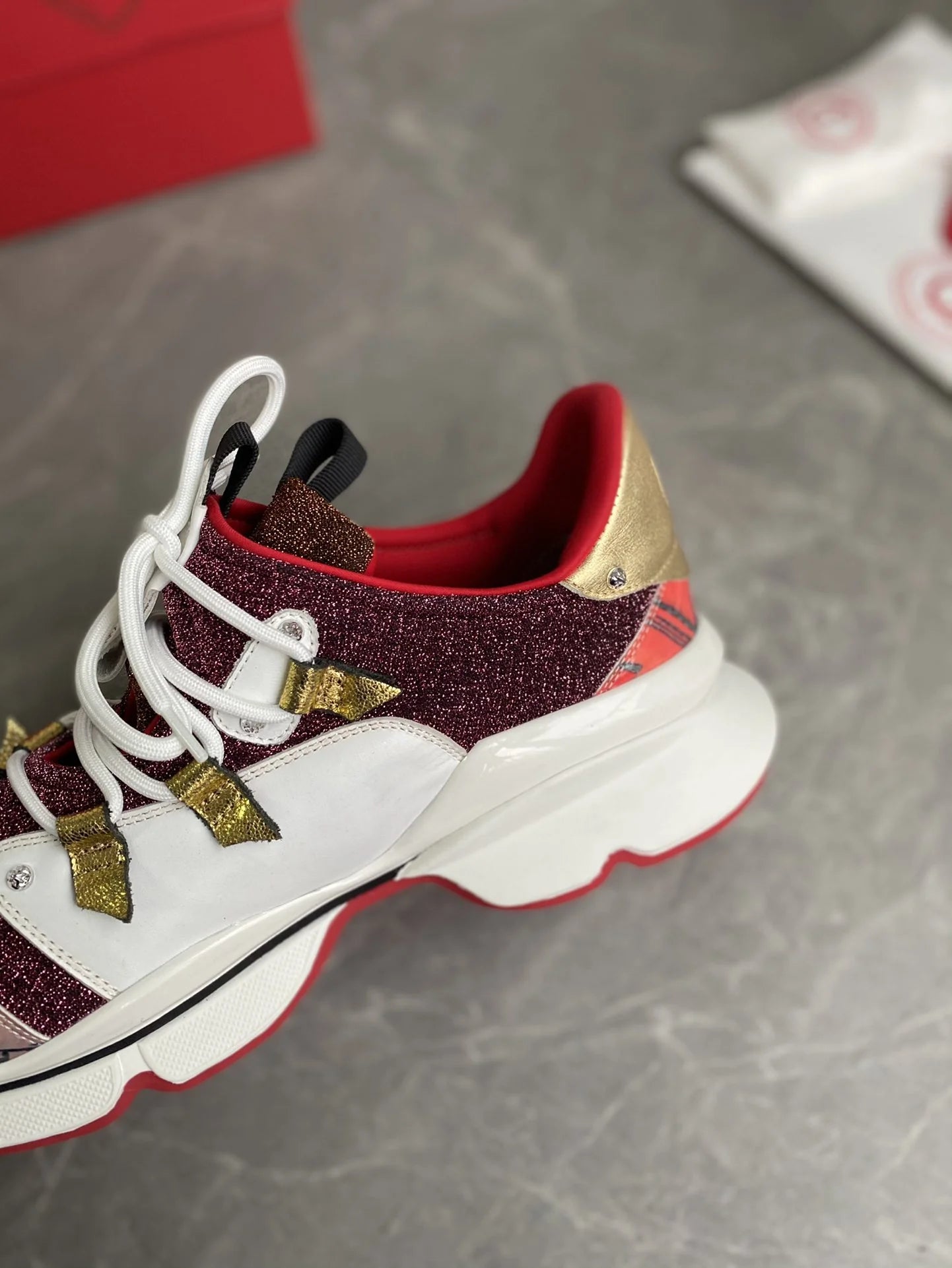 CL SNEAKER