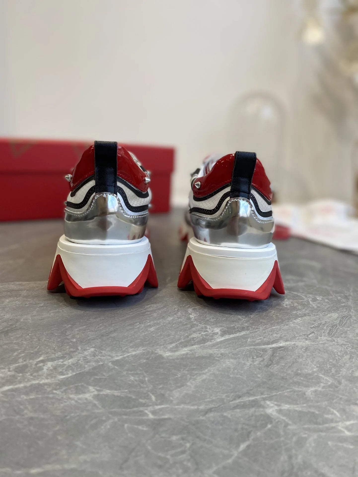CL SNEAKER
