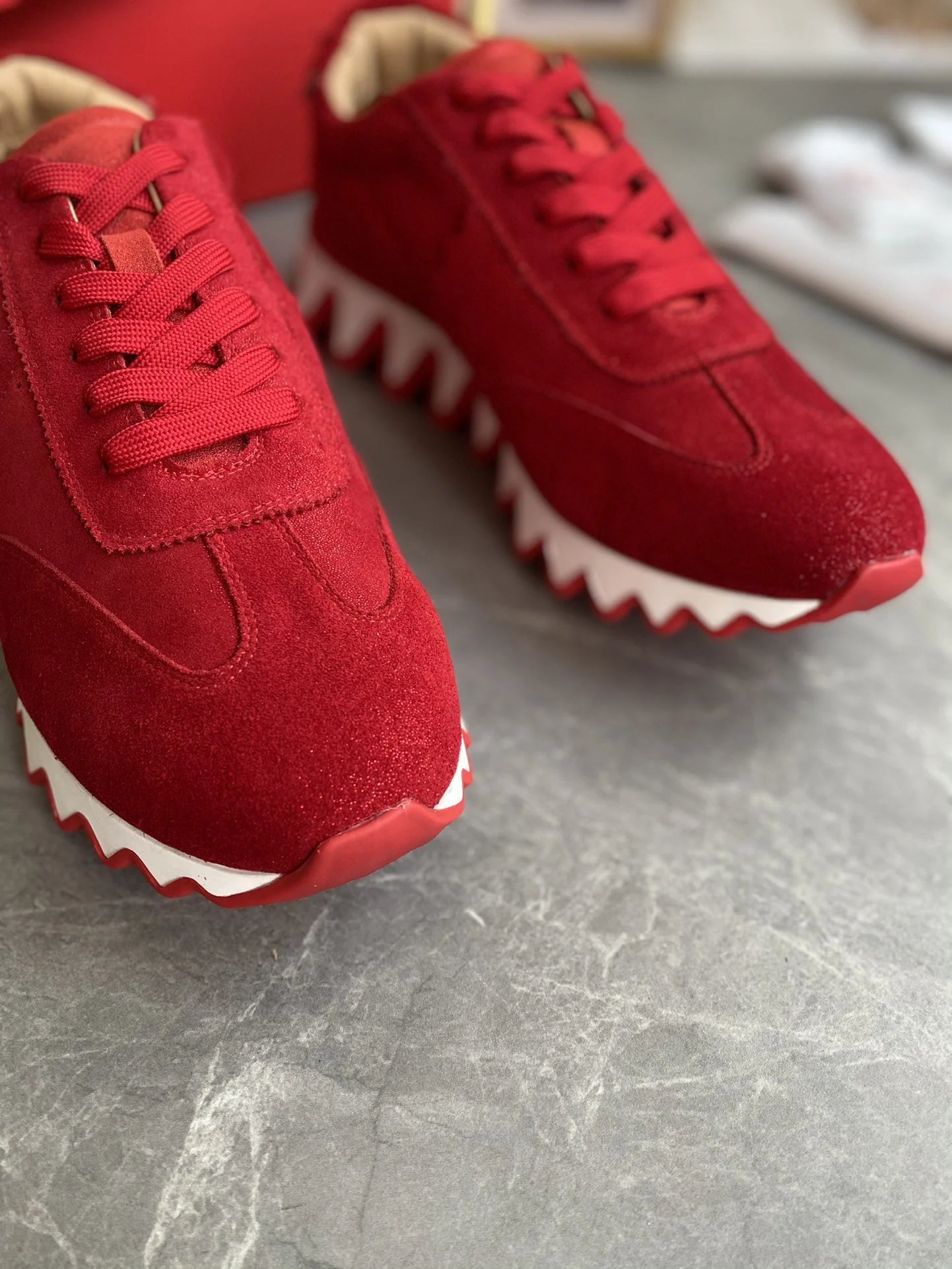 CL SNEAKER
