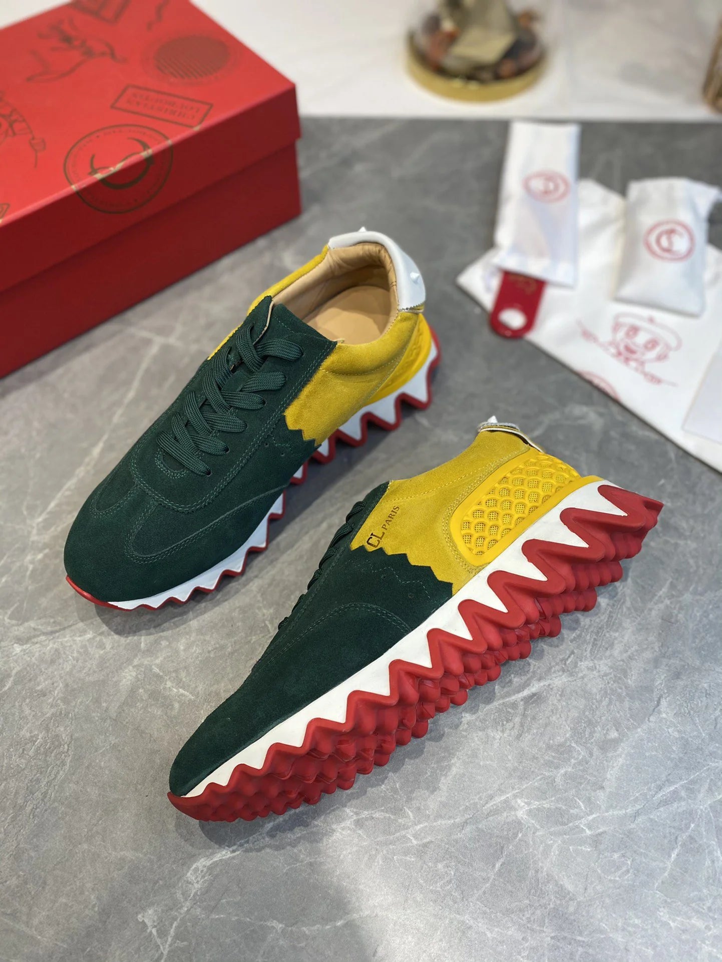 CL SNEAKER